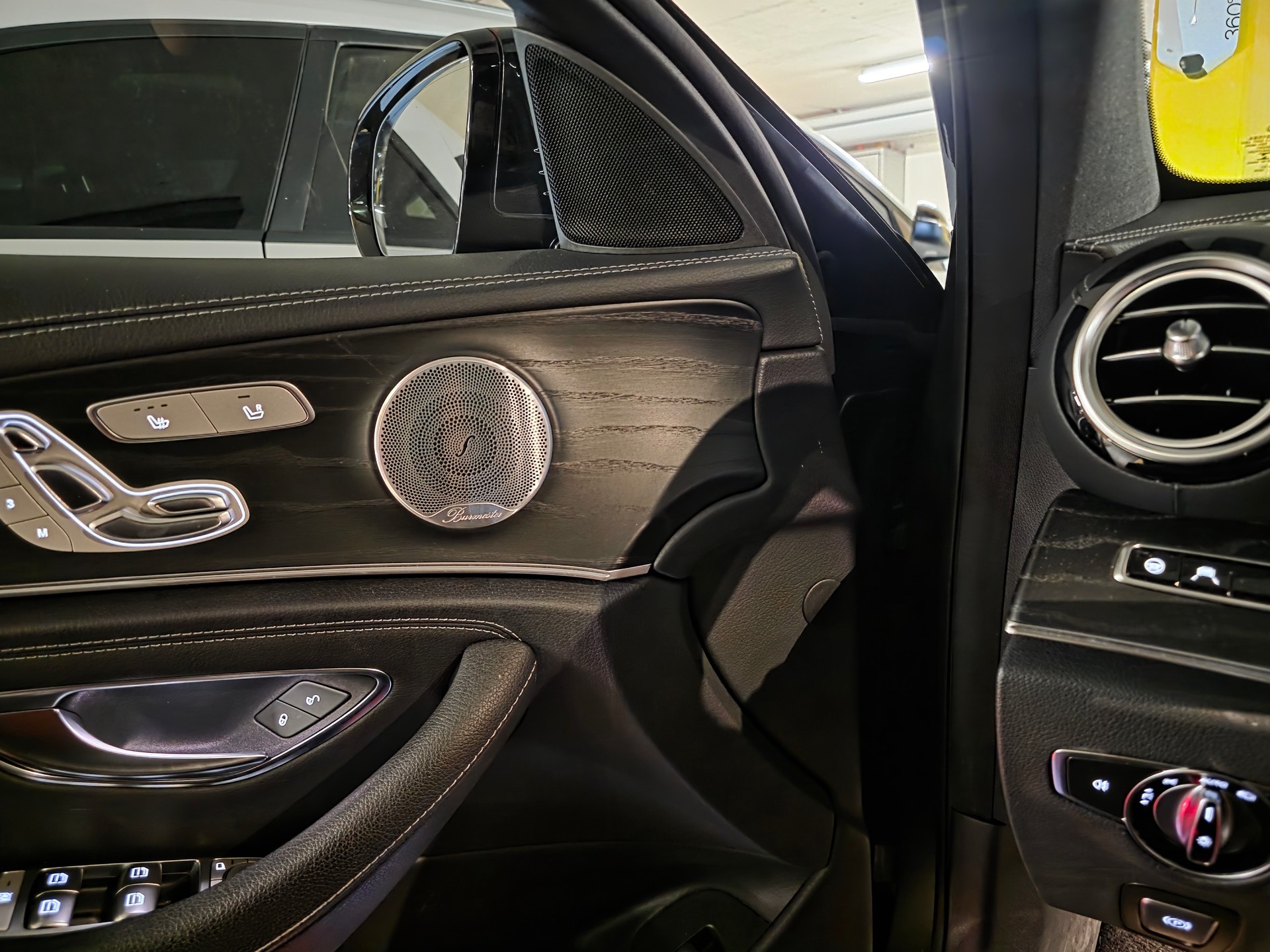 MERCEDES-BENZ E 200 AMG Line 4Matic 9G-Tronic-image-19