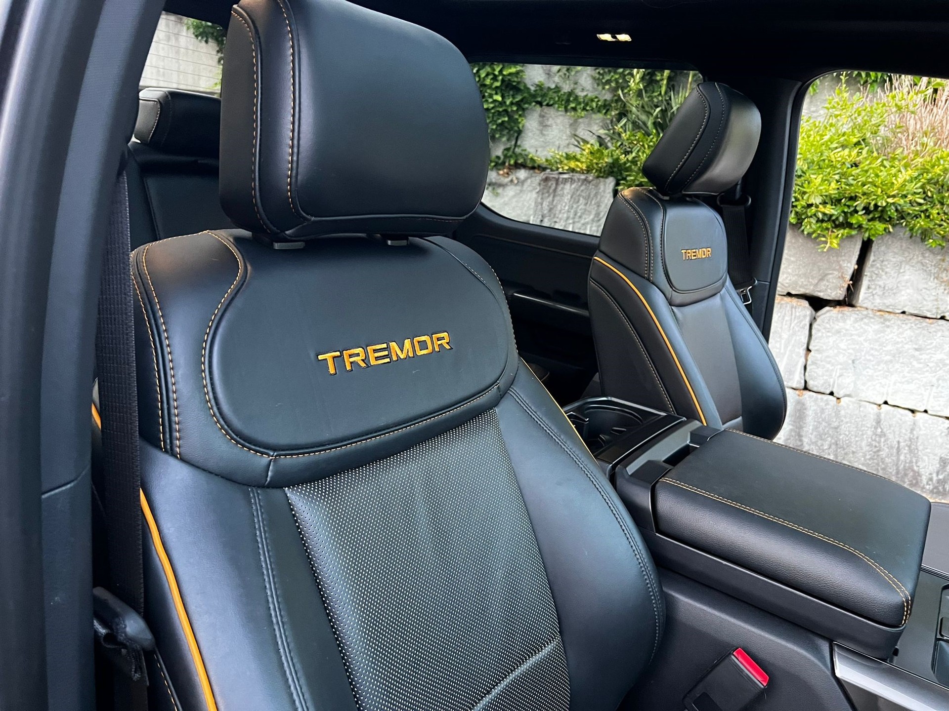 FORD F-Pickup 3.5L V6 TREMOR Super Crew-image-2