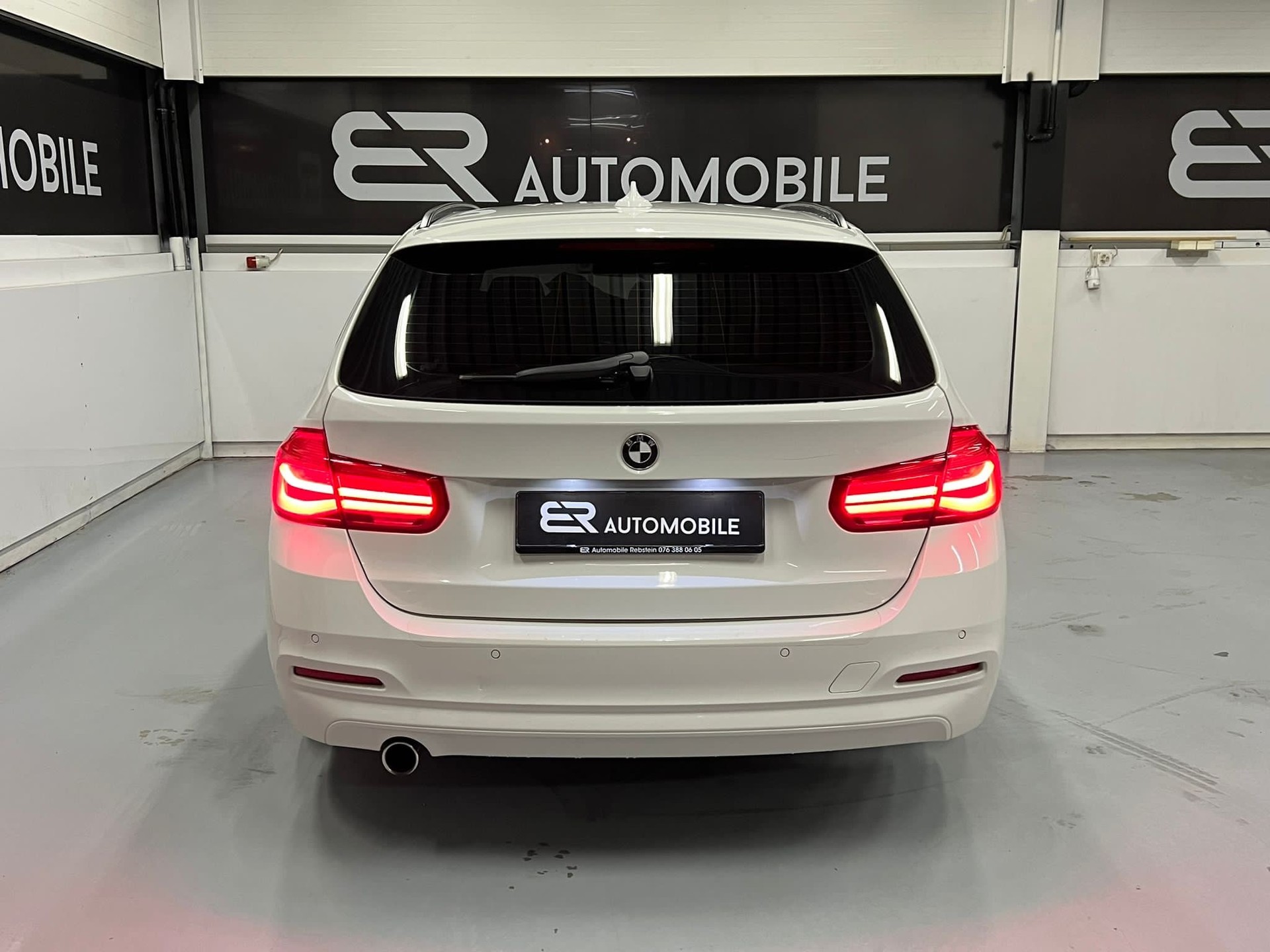 BMW 316d Touring Business Steptronic-image-9