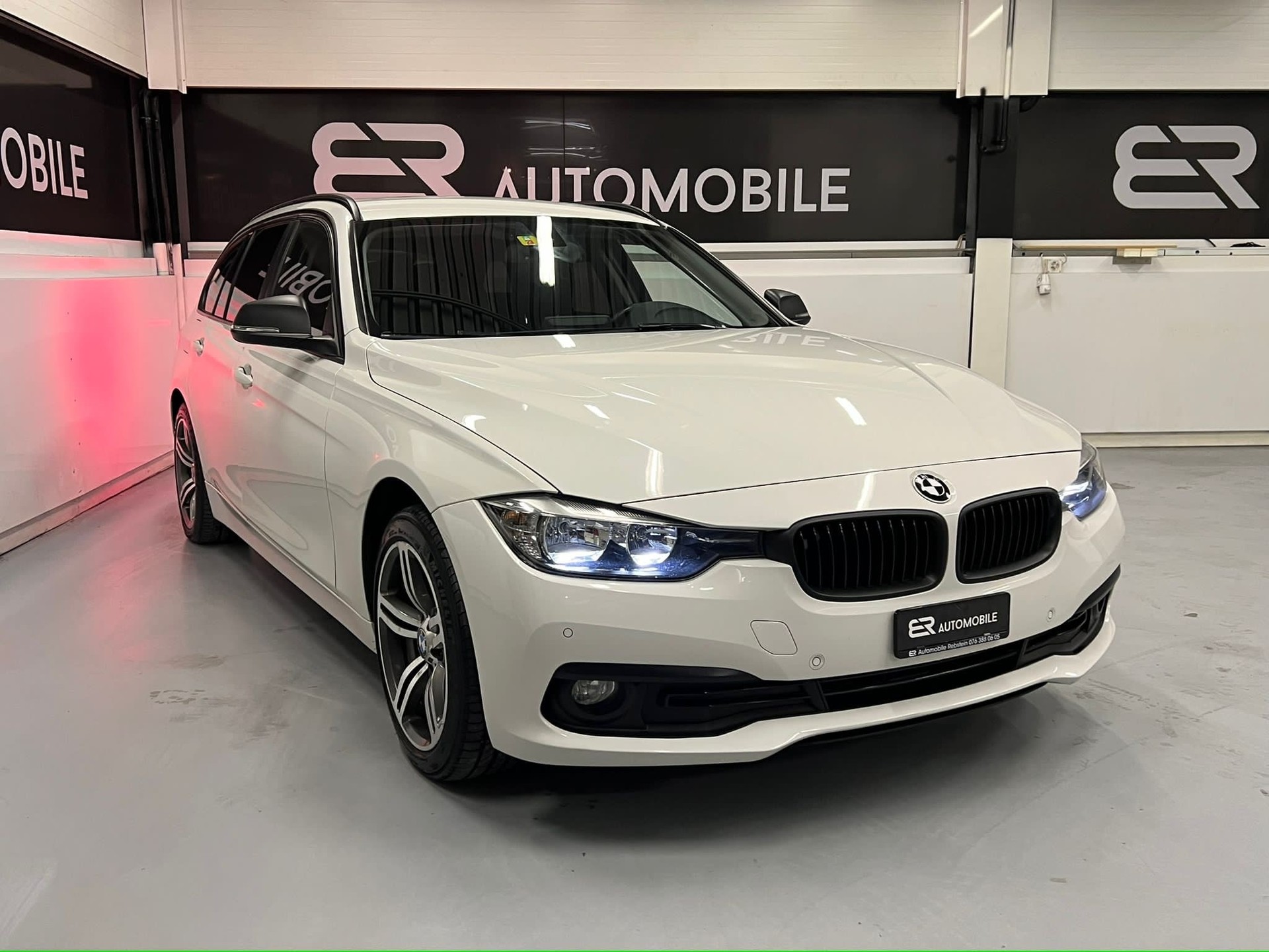 BMW 316d Touring Business Steptronic-image-3