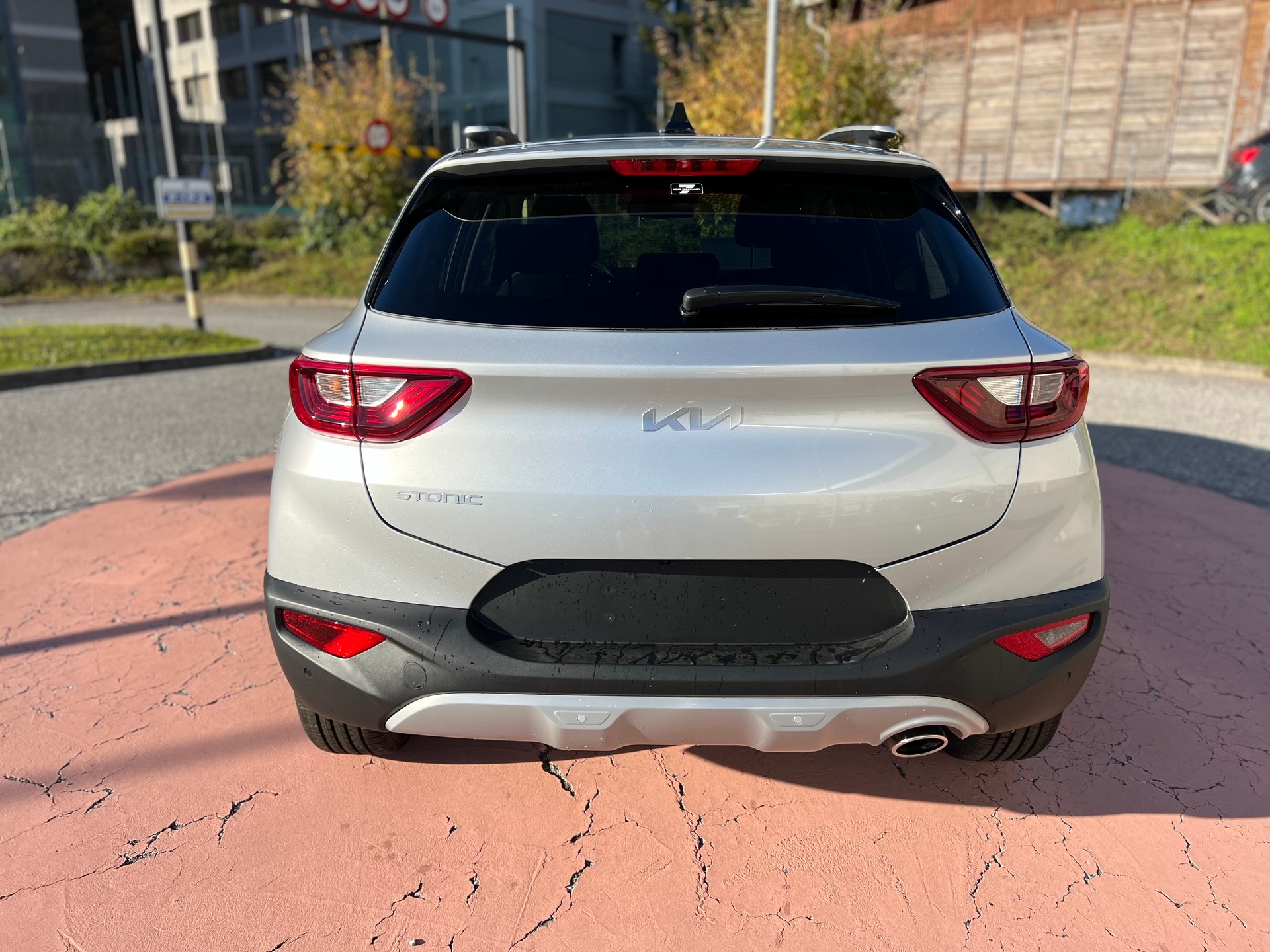 KIA Stonic 1.0 T-GDI Edition 30 DCT-image-4
