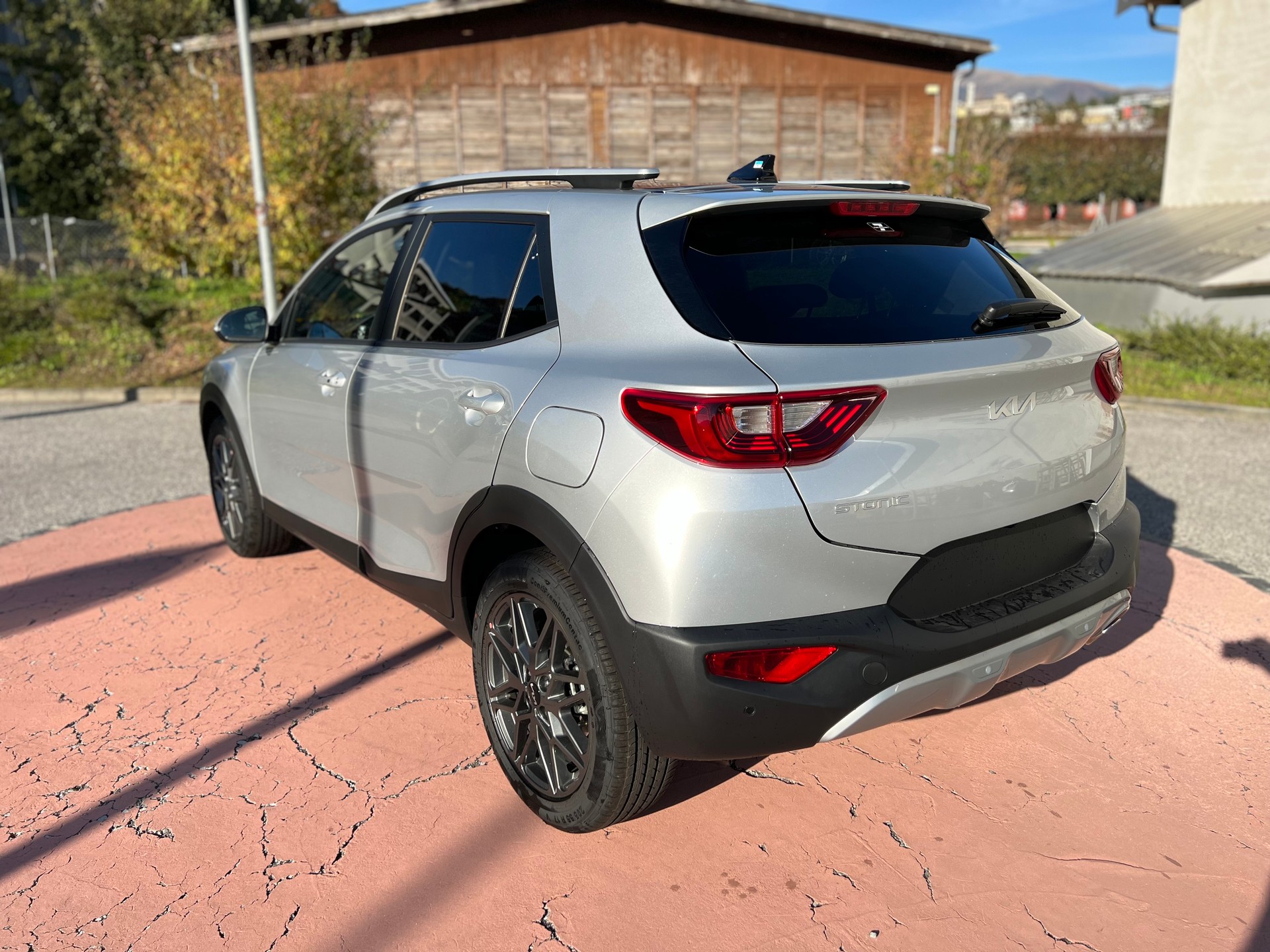 KIA Stonic 1.0 T-GDI Edition 30 DCT-image-3