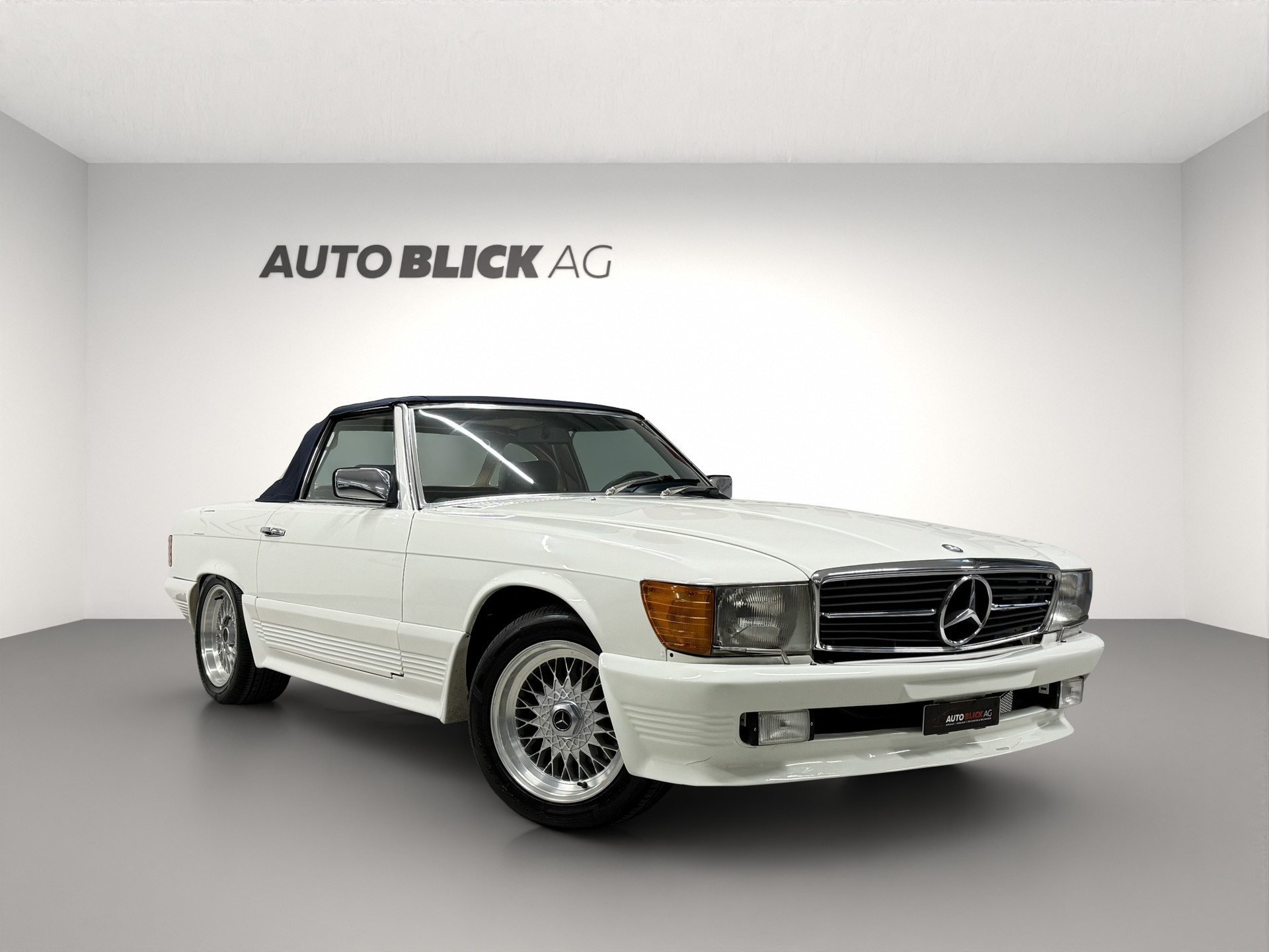 MERCEDES-BENZ SL 280-showroom-element-1