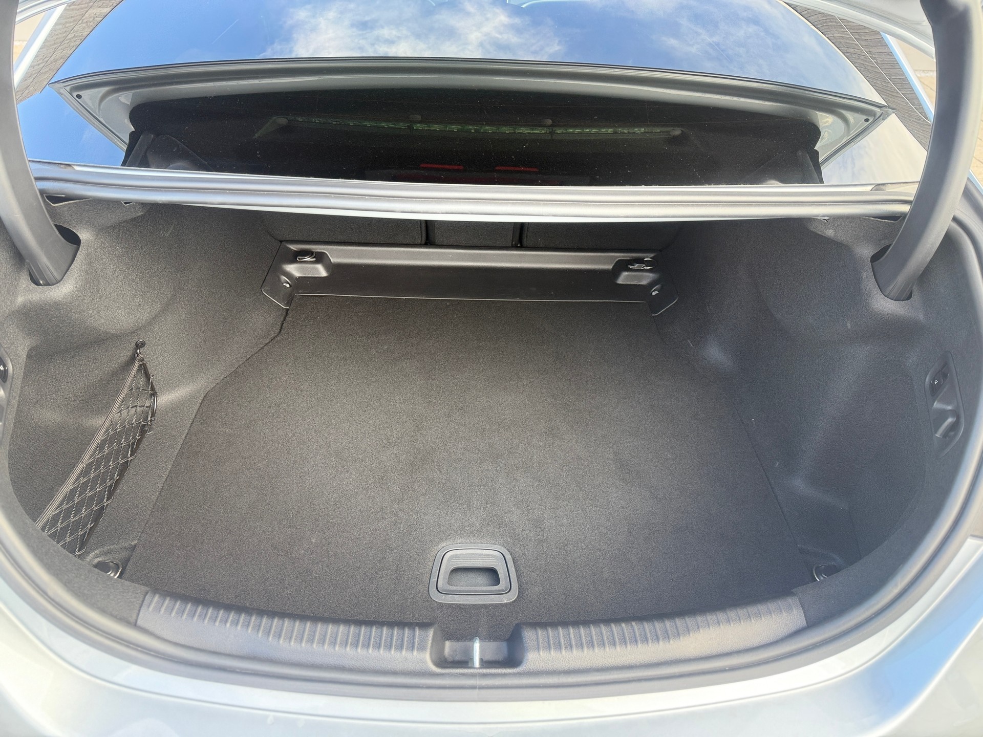 MERCEDES-BENZ C 300 4Matic AMG Line-image-15