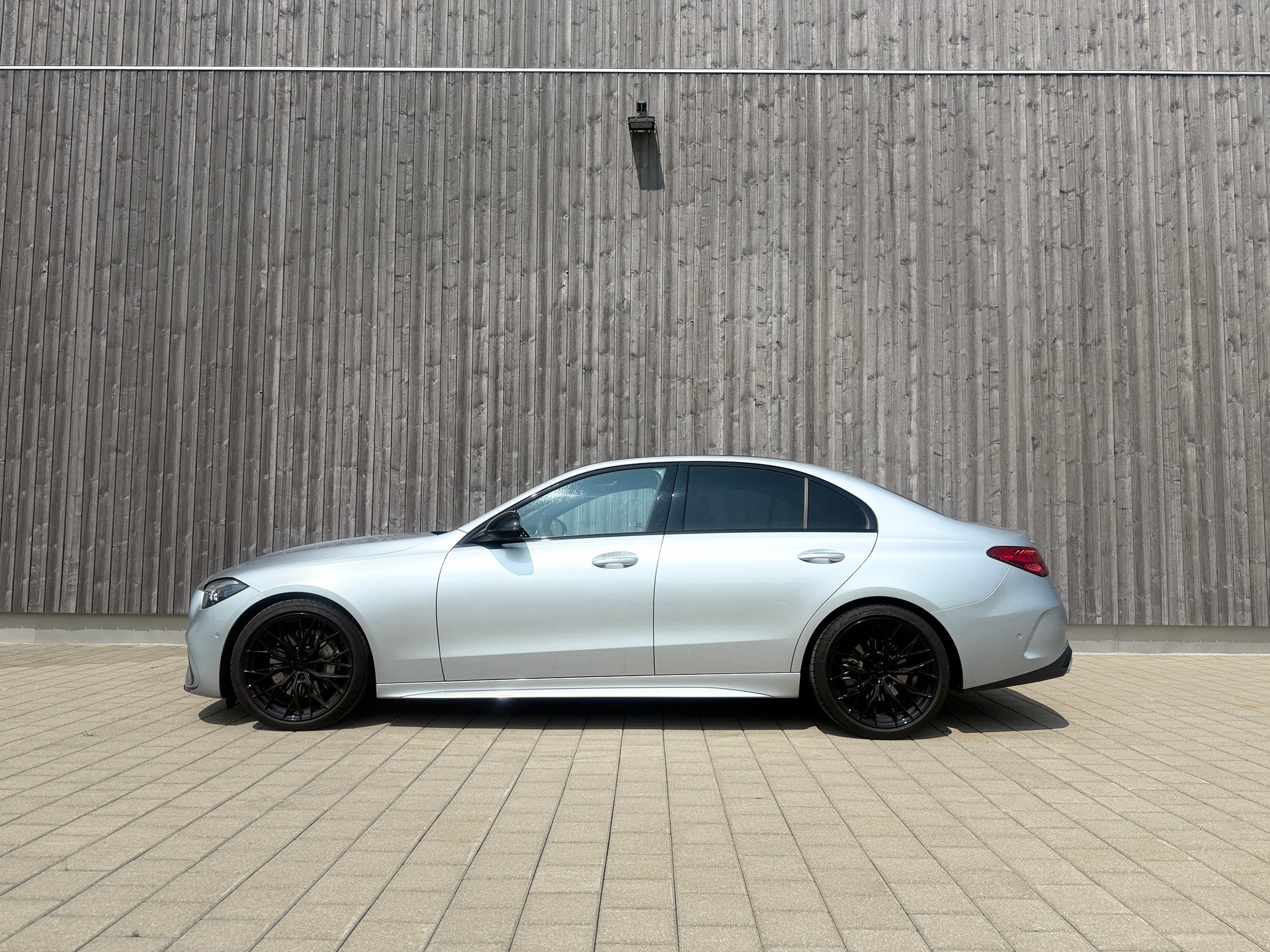MERCEDES-BENZ C 300 4Matic AMG Line-image-1