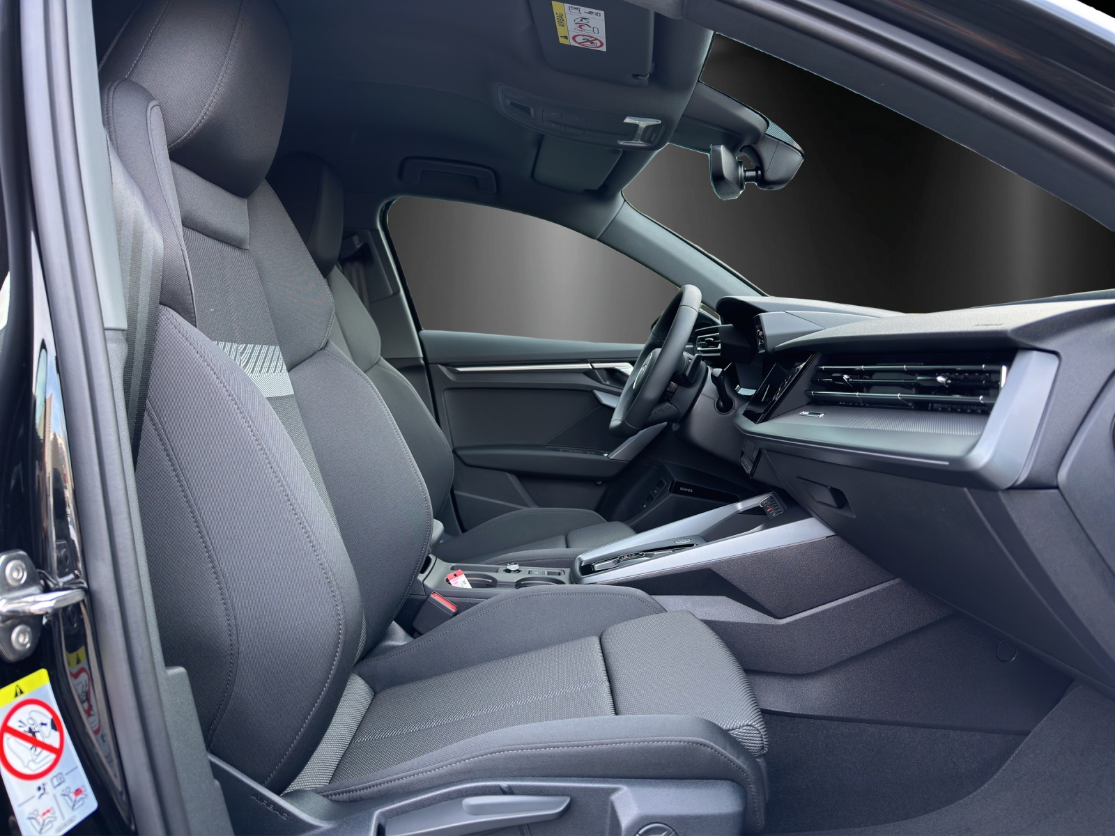AUDI A3 Sportback 40 TFSI e advanced S-tronic-image-8