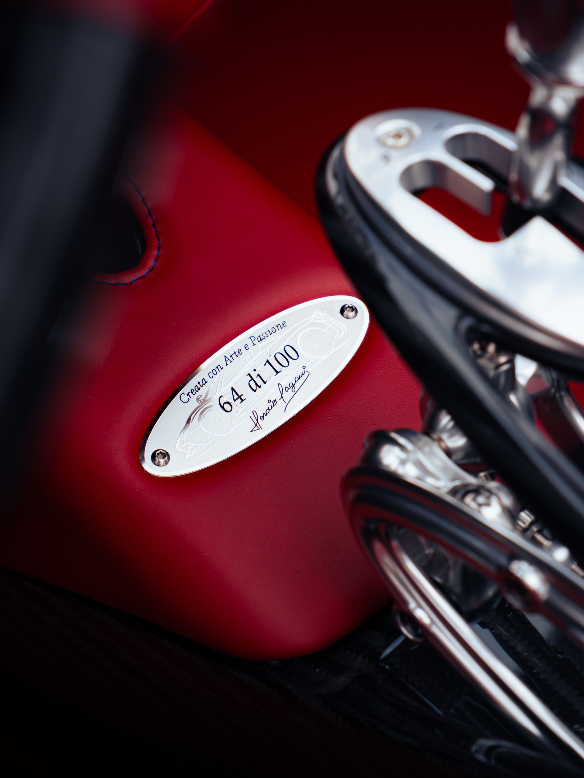 PAGANI Huayra Roadster-image-13