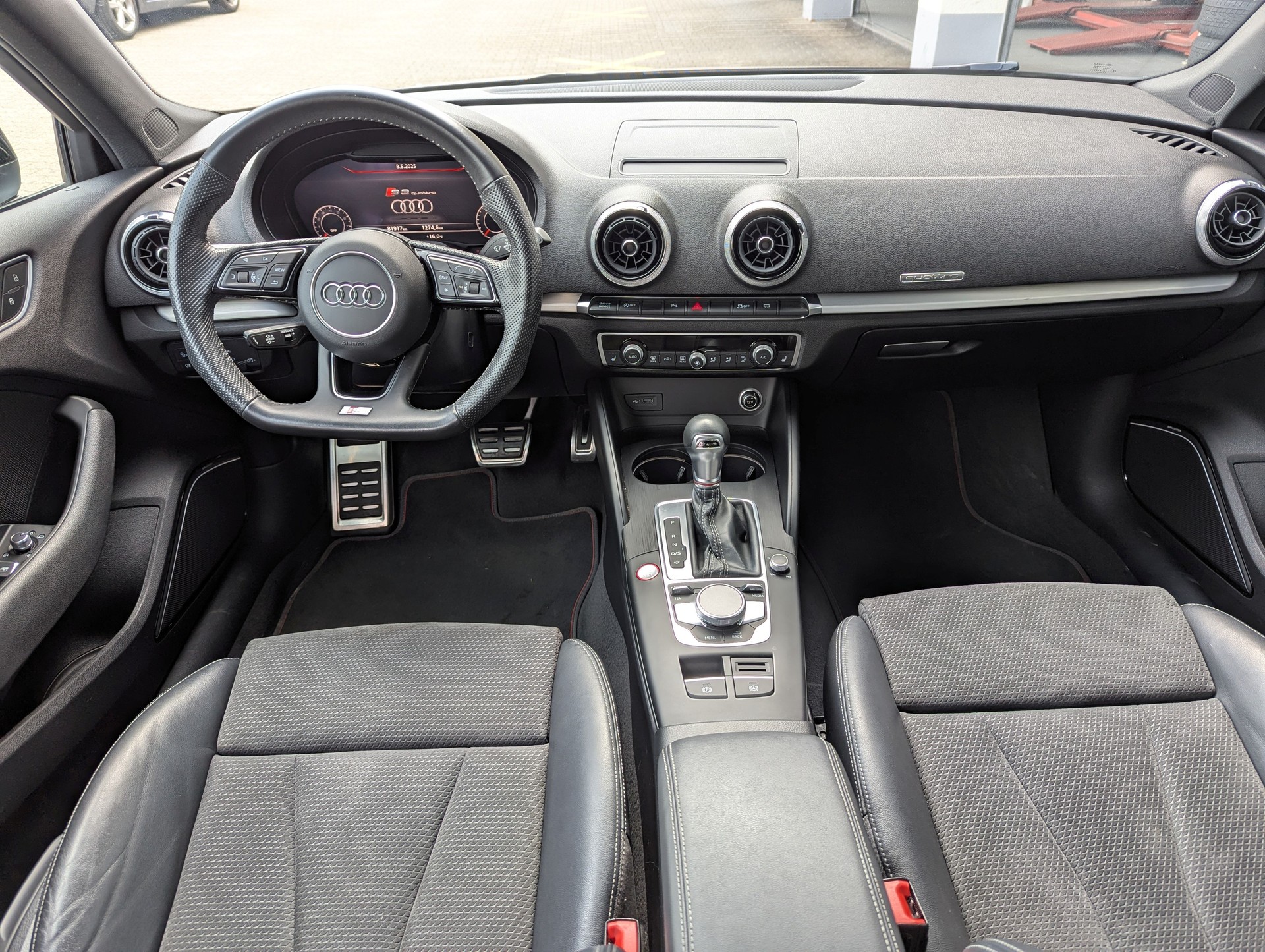 AUDI S3 Sportback 2.0 TFSI quattro S-tronic-image-10