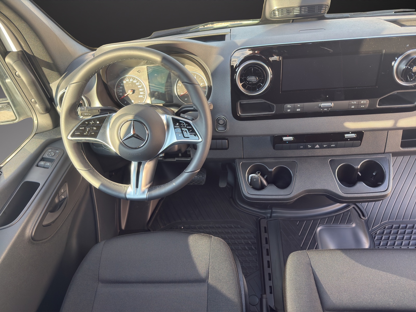 MERCEDES-BENZ Sprinter 419 CDI Standard 9G-TRONIC-image-8