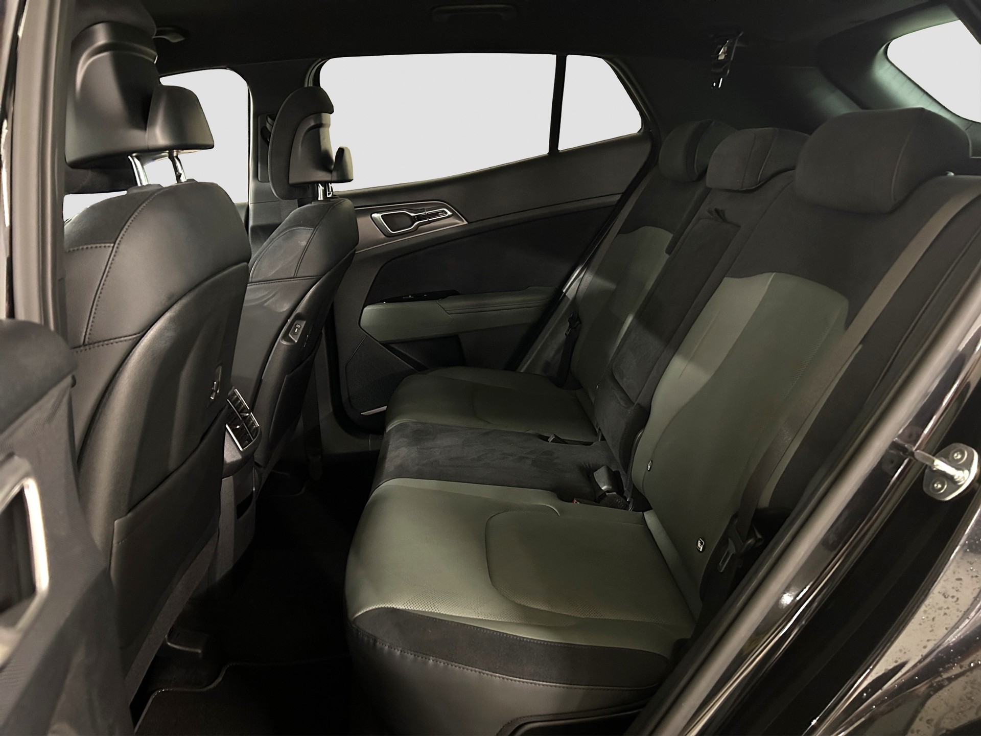 KIA Sportage 1.6 T-GDi Power Edition-image-13