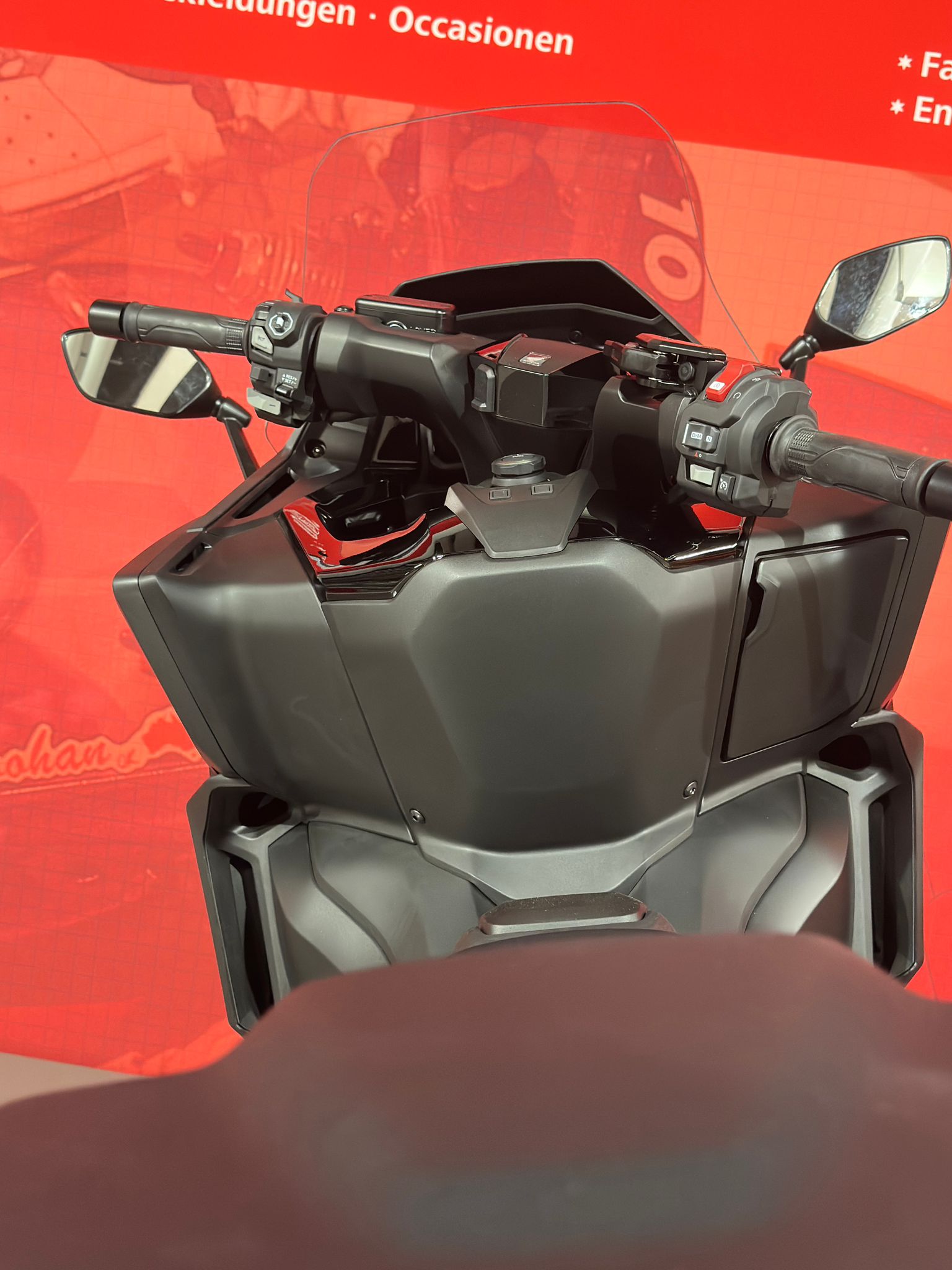 HONDA NSS 750**Neufahrzeug****2026**-image-4