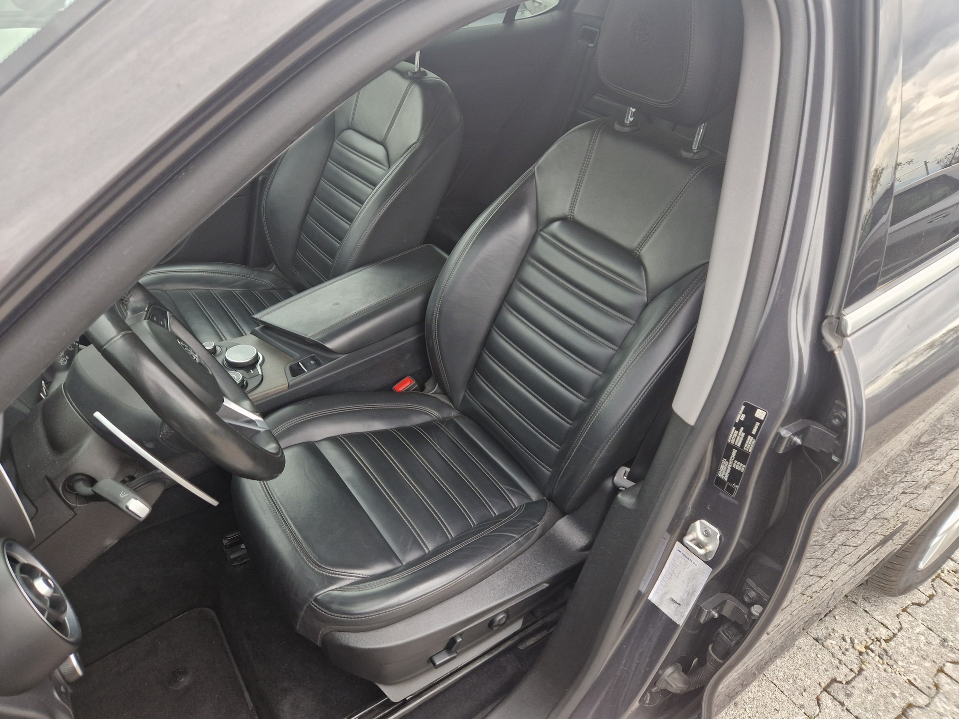 ALFA ROMEO Stelvio 2.0 Executive Q4 280cv-image-5