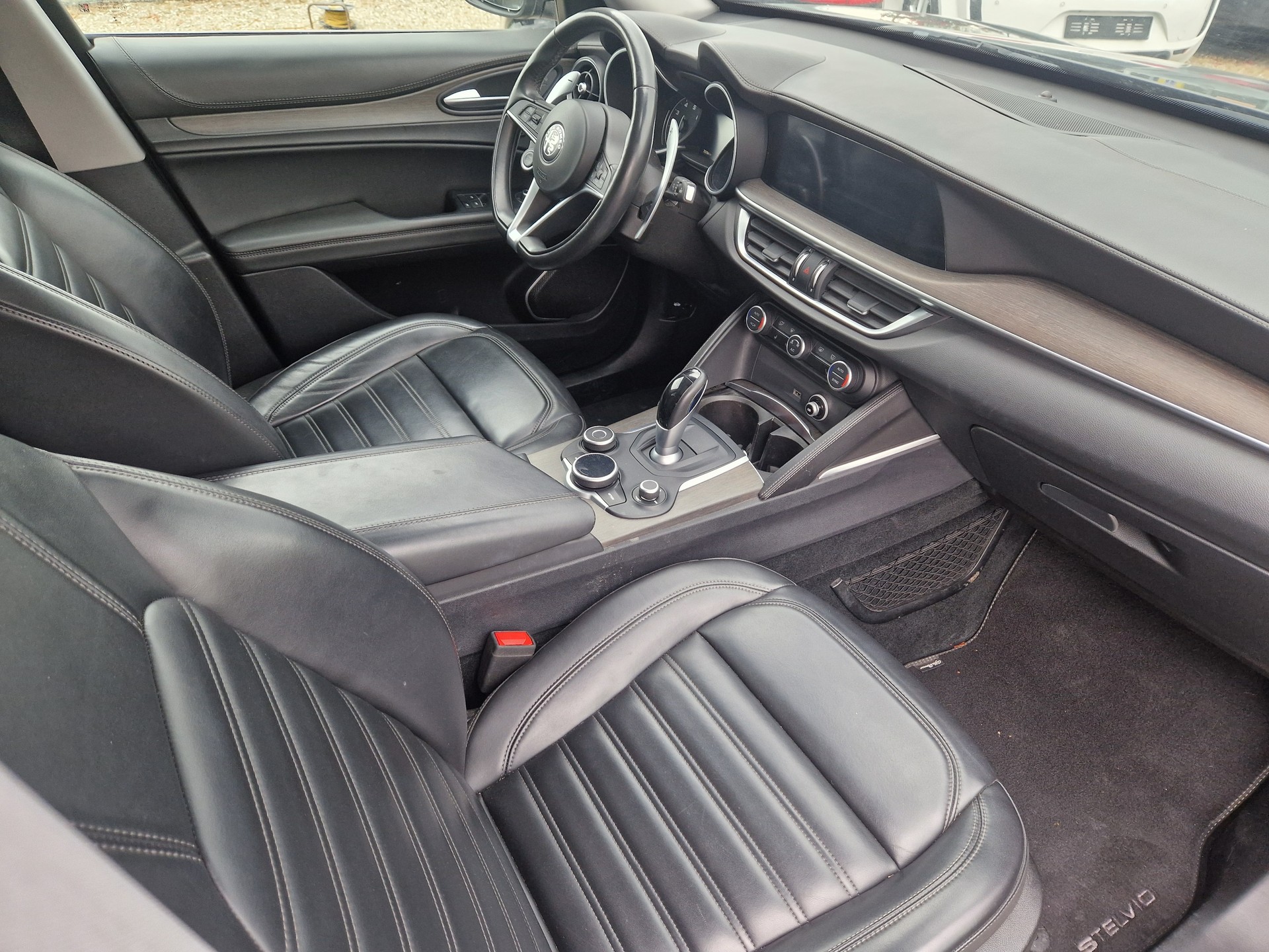 ALFA ROMEO Stelvio 2.0 Executive Q4 280cv-image-7