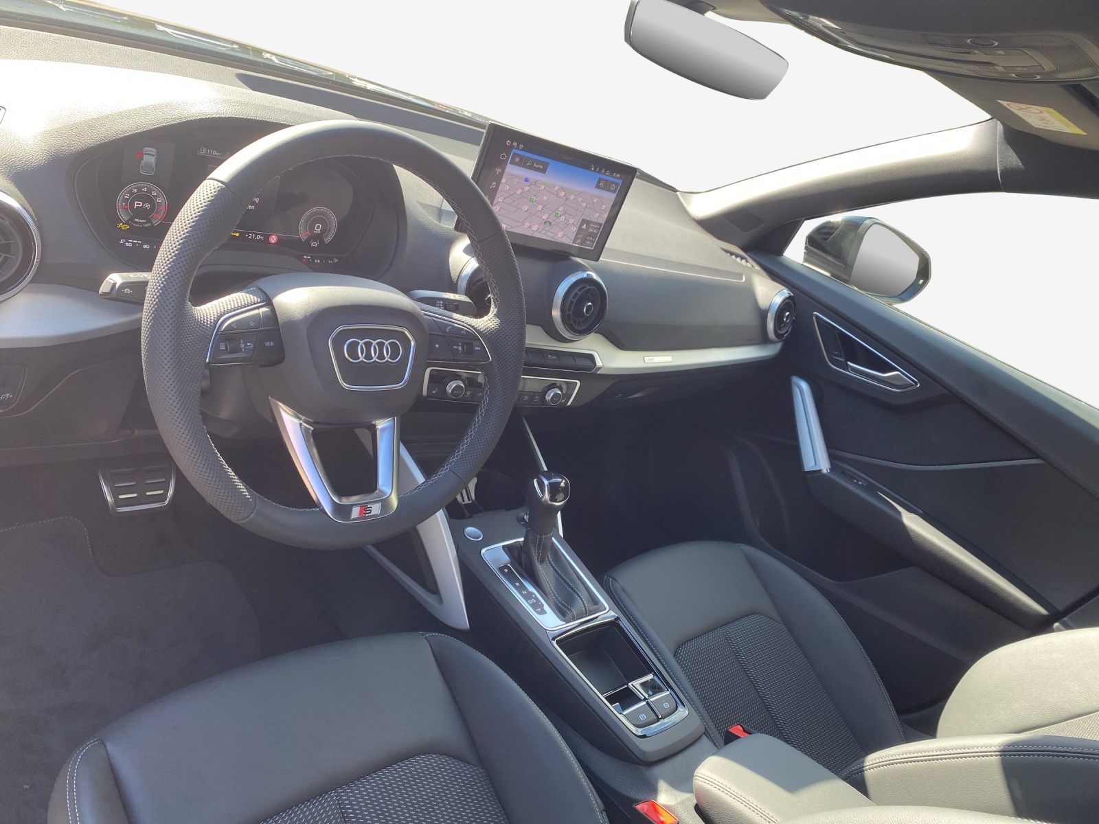 AUDI Q2 35 TFSI S line S-tronic-image-15