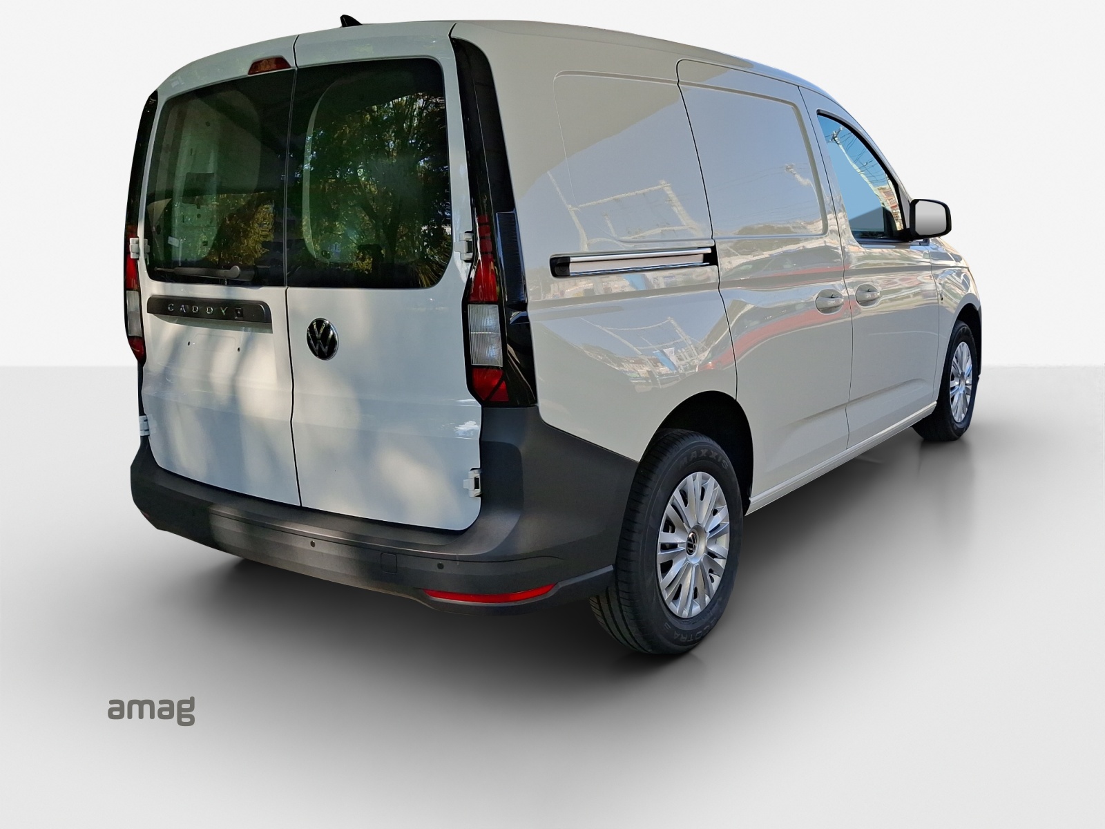 VW Caddy Cargo 2.0TDI-image-4