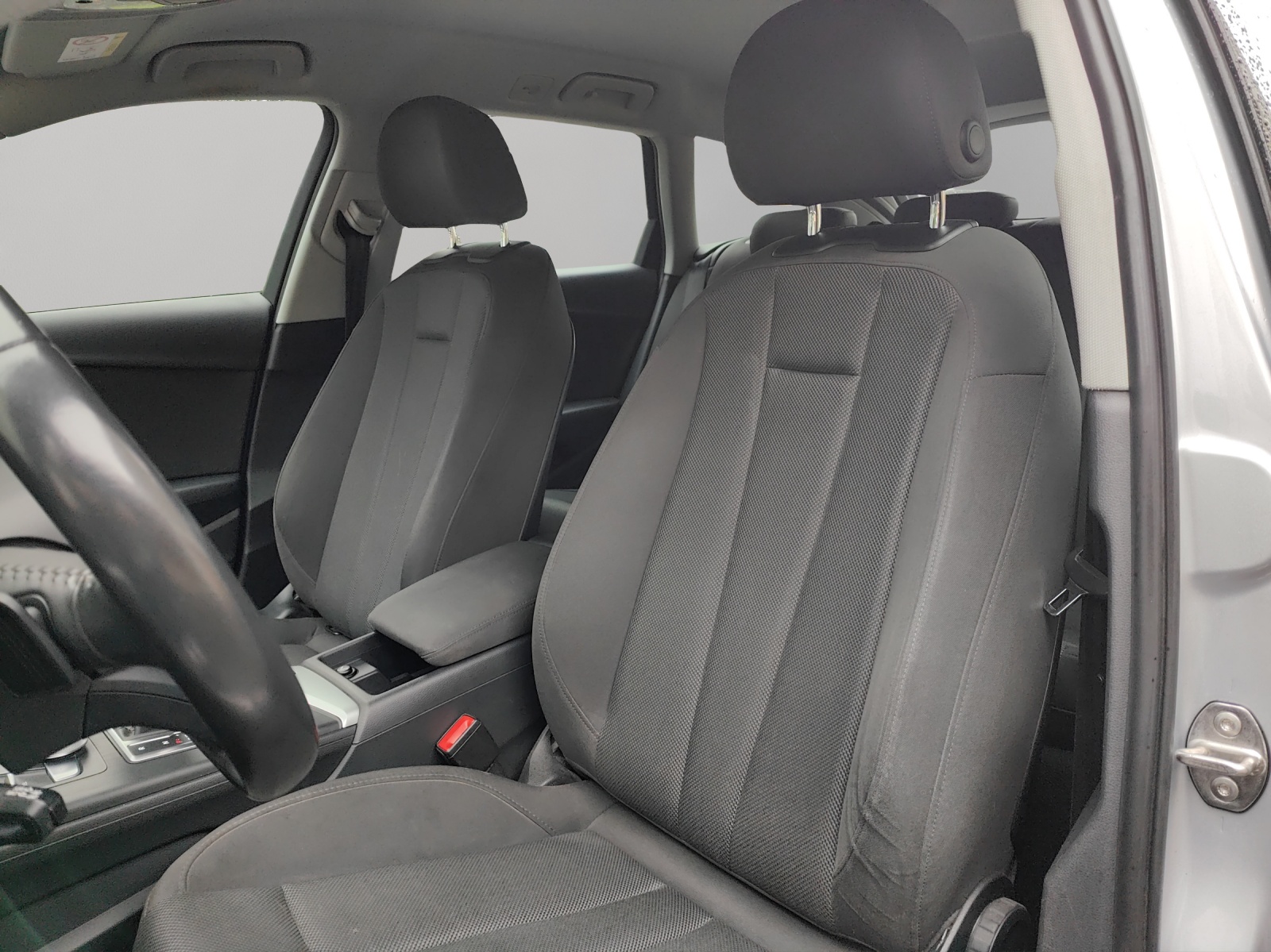 AUDI A4 Avant 2.0 TFSI quattro S-tronic-image-7