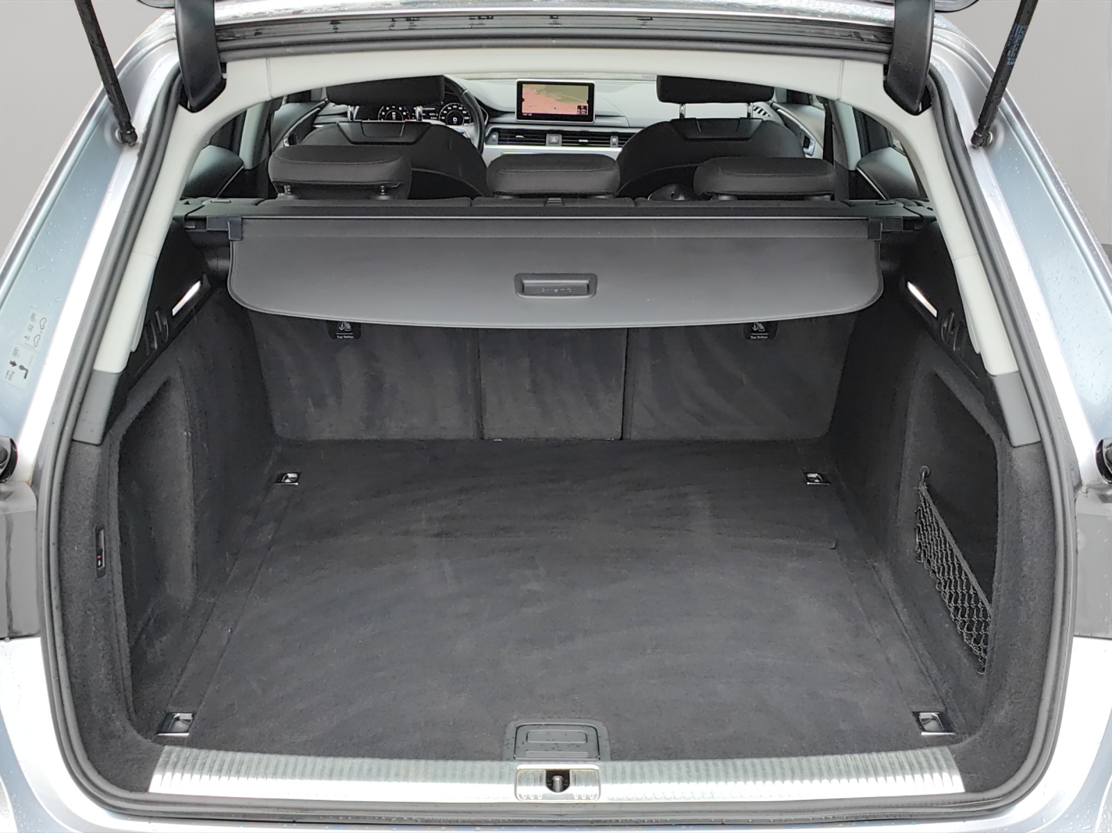 AUDI A4 Avant 2.0 TFSI quattro S-tronic-image-14