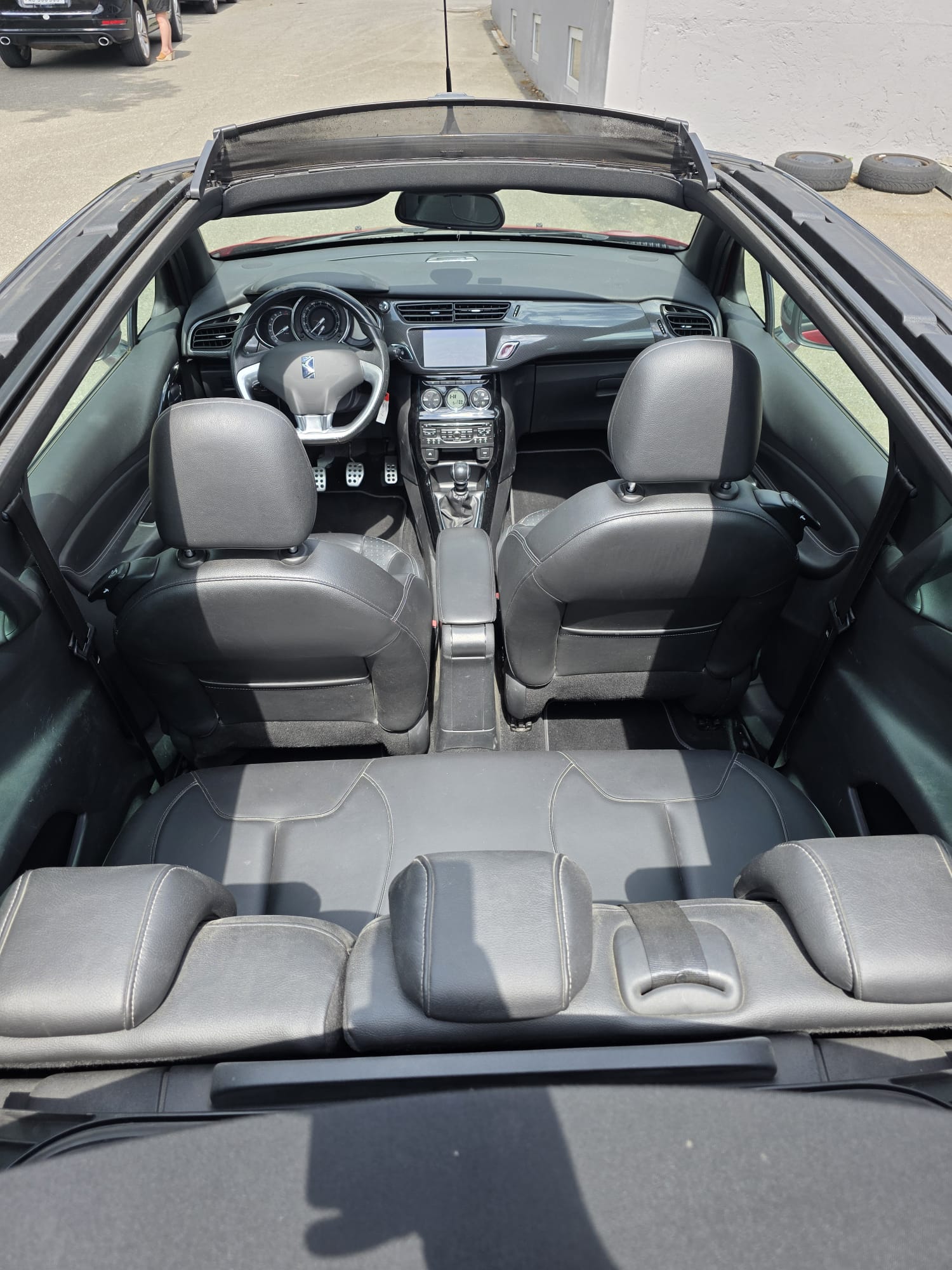 DS AUTOMOBILES DS3 Cabrio 1.6 THP Sport Chic-image-11