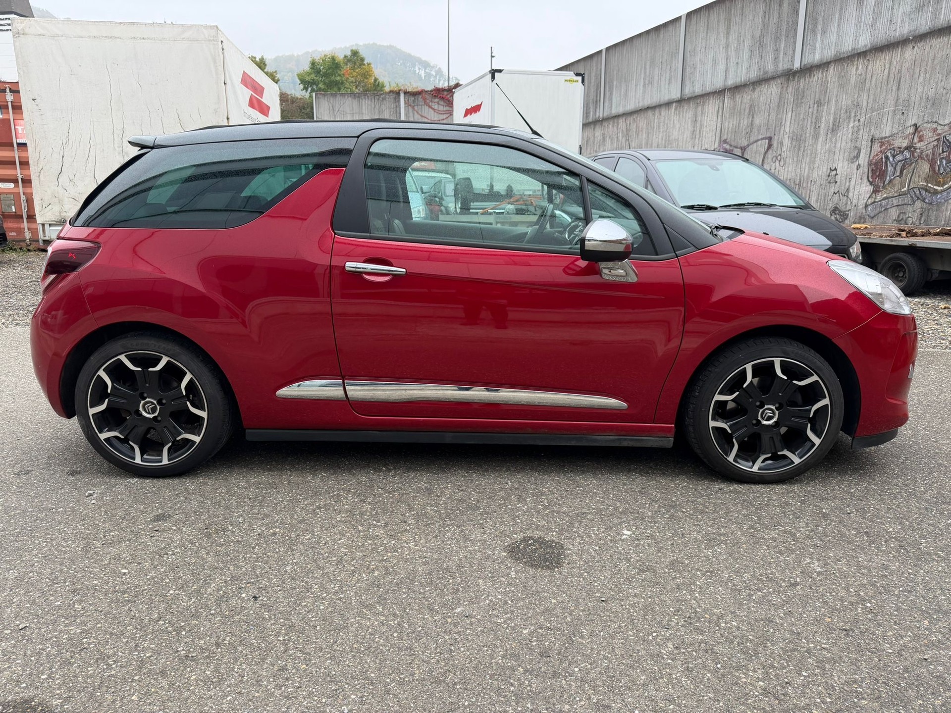 DS AUTOMOBILES DS3 Cabrio 1.6 THP Sport Chic-image-11