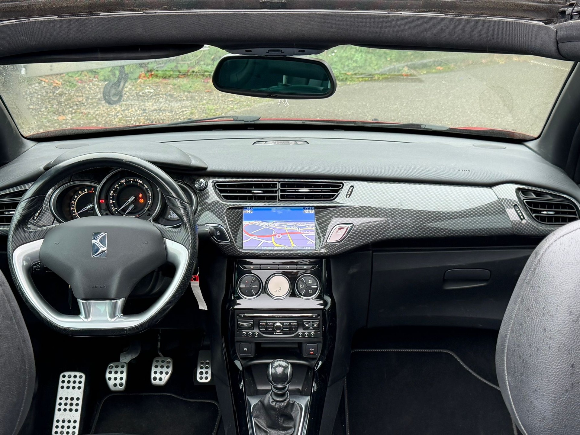 DS AUTOMOBILES DS3 Cabrio 1.6 THP Sport Chic-image-10