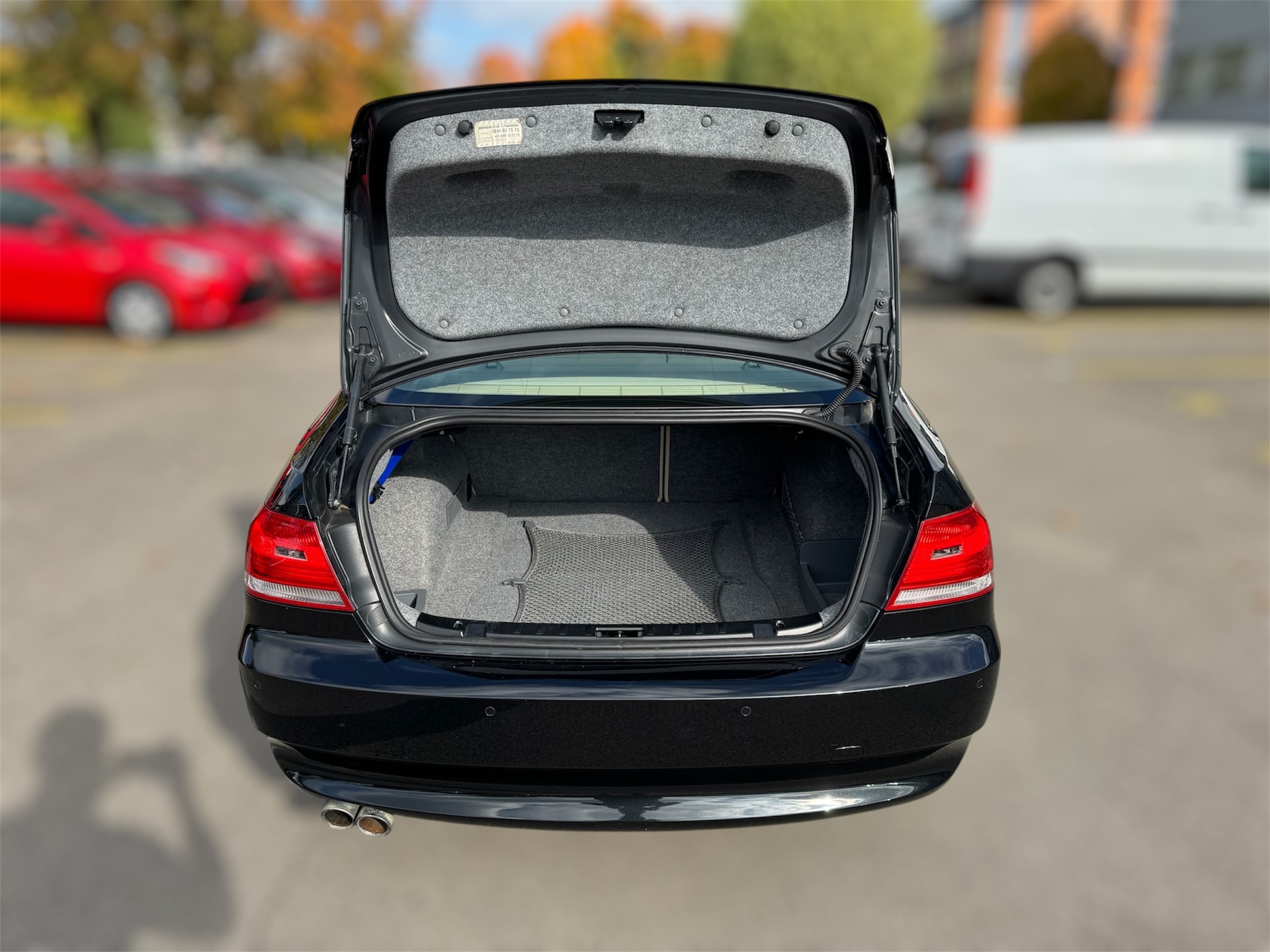 BMW 325i xDrive Coupé Steptronic-image-4