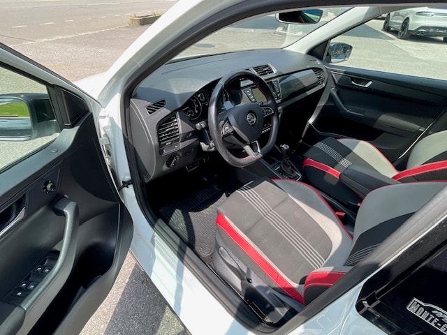 SKODA Fabia 1.2 TSI Monte Carlo DSG-image-8