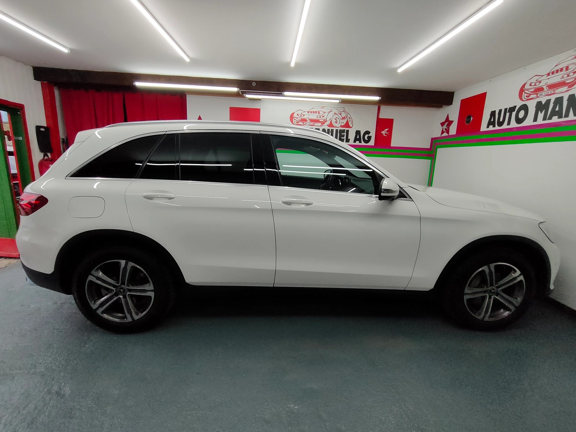 MERCEDES-BENZ GLC 250d Off-Road 4Matic 9G-Tronic-image-3