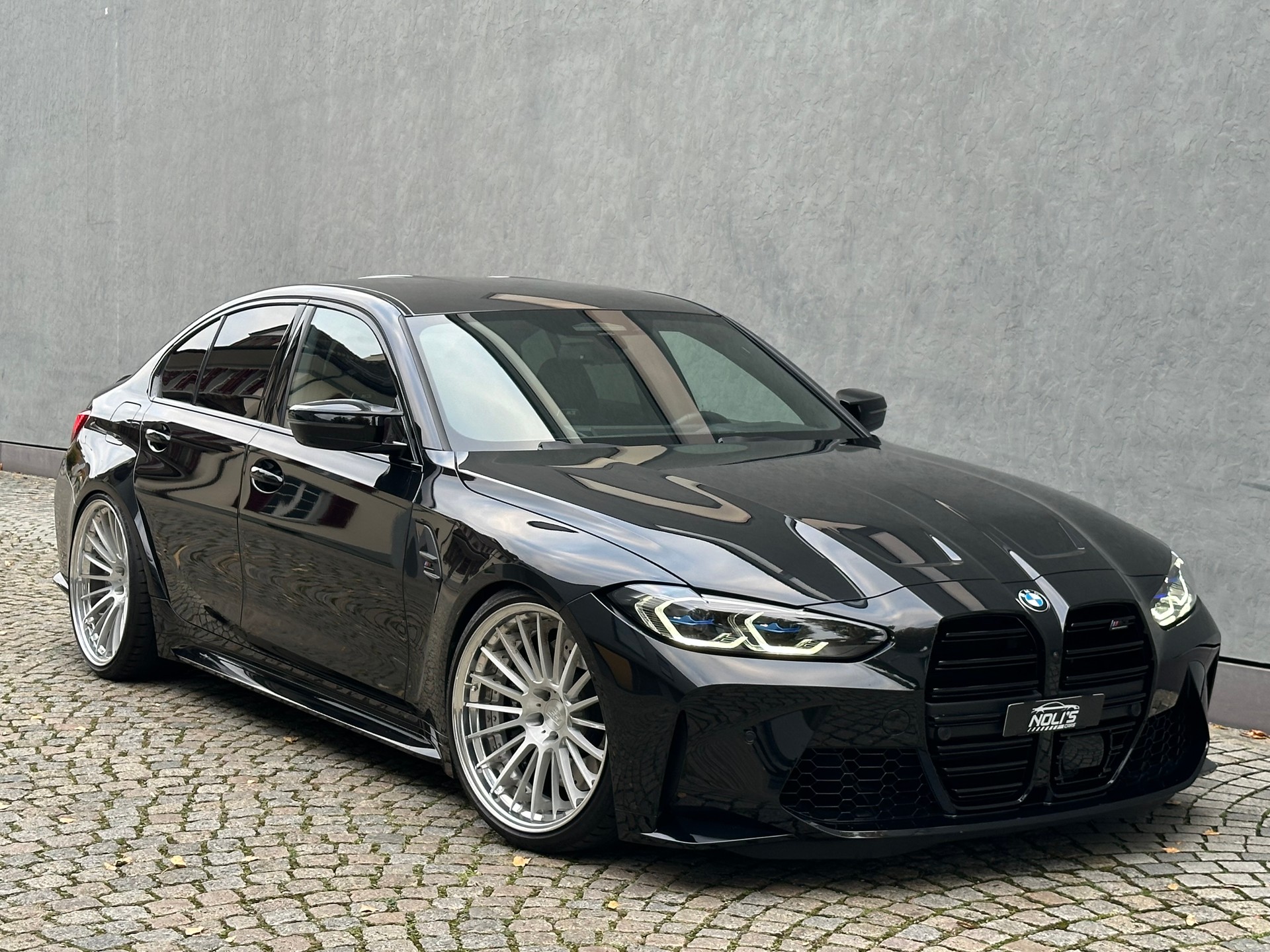 BMW M3 Competition M xDrive-image-2