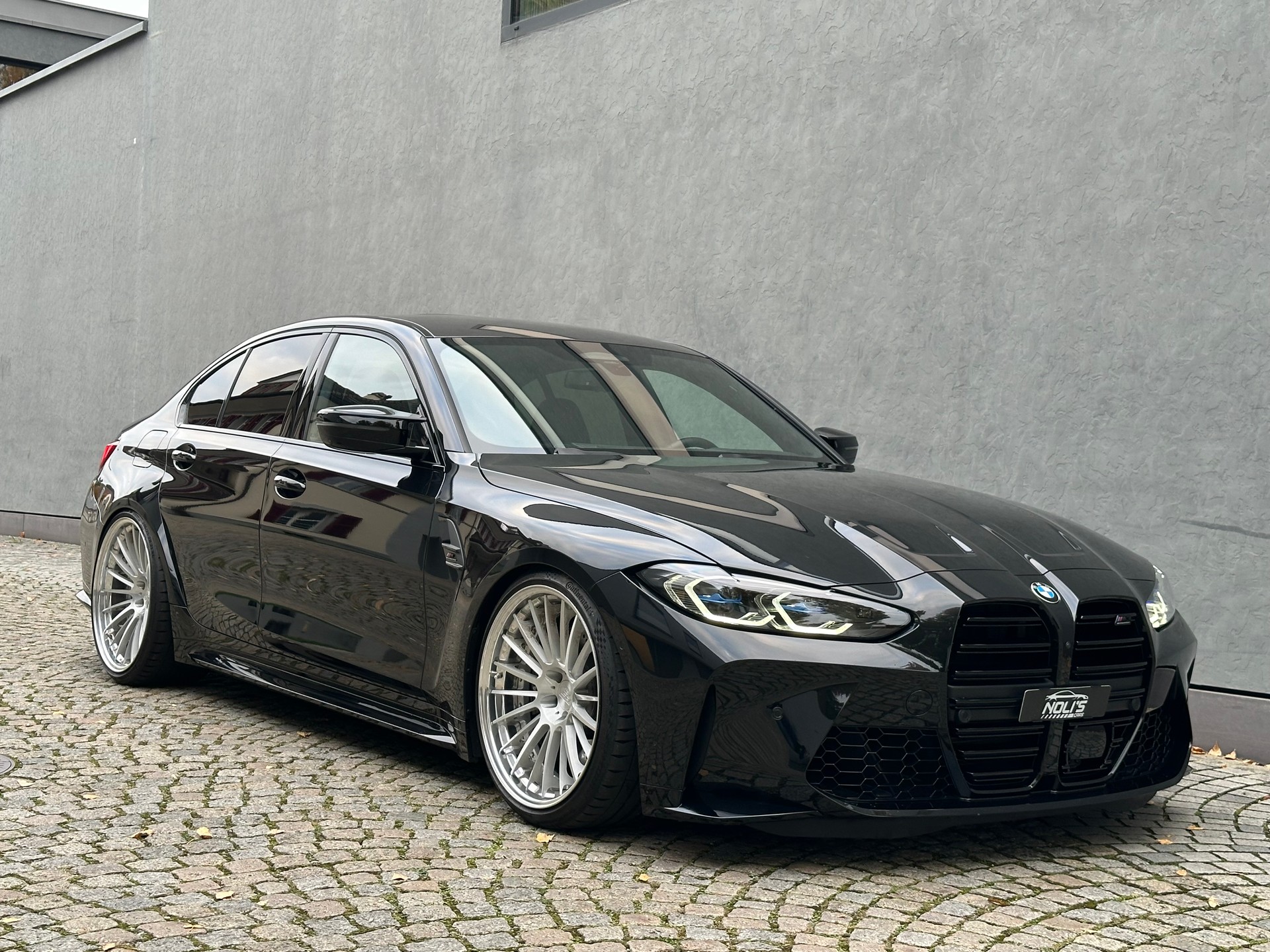 BMW M3 Competition M xDrive-image-3