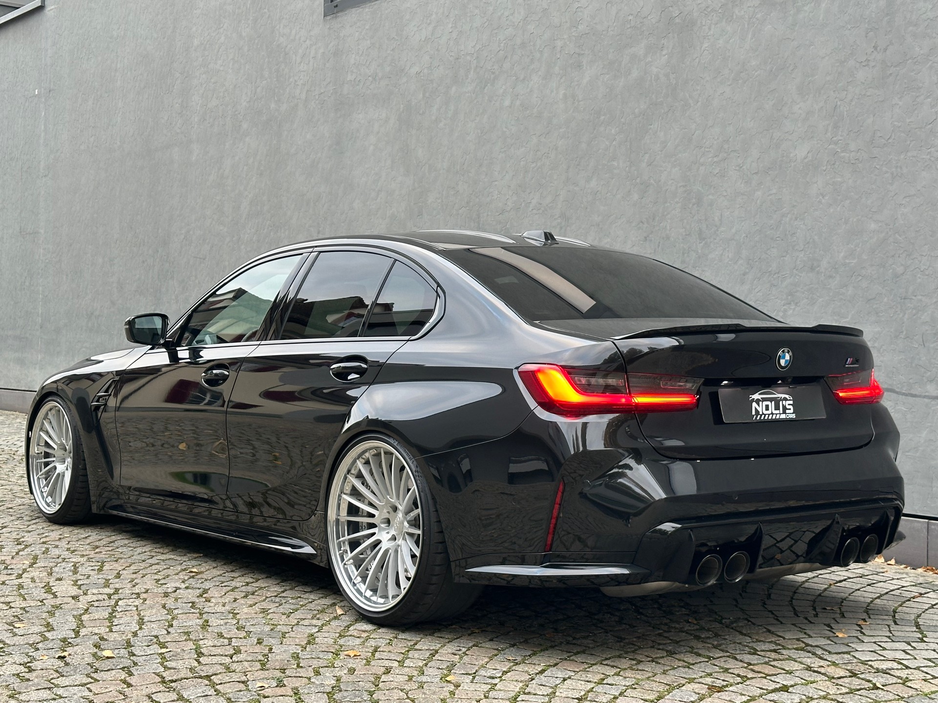 BMW M3 Competition M xDrive-image-7