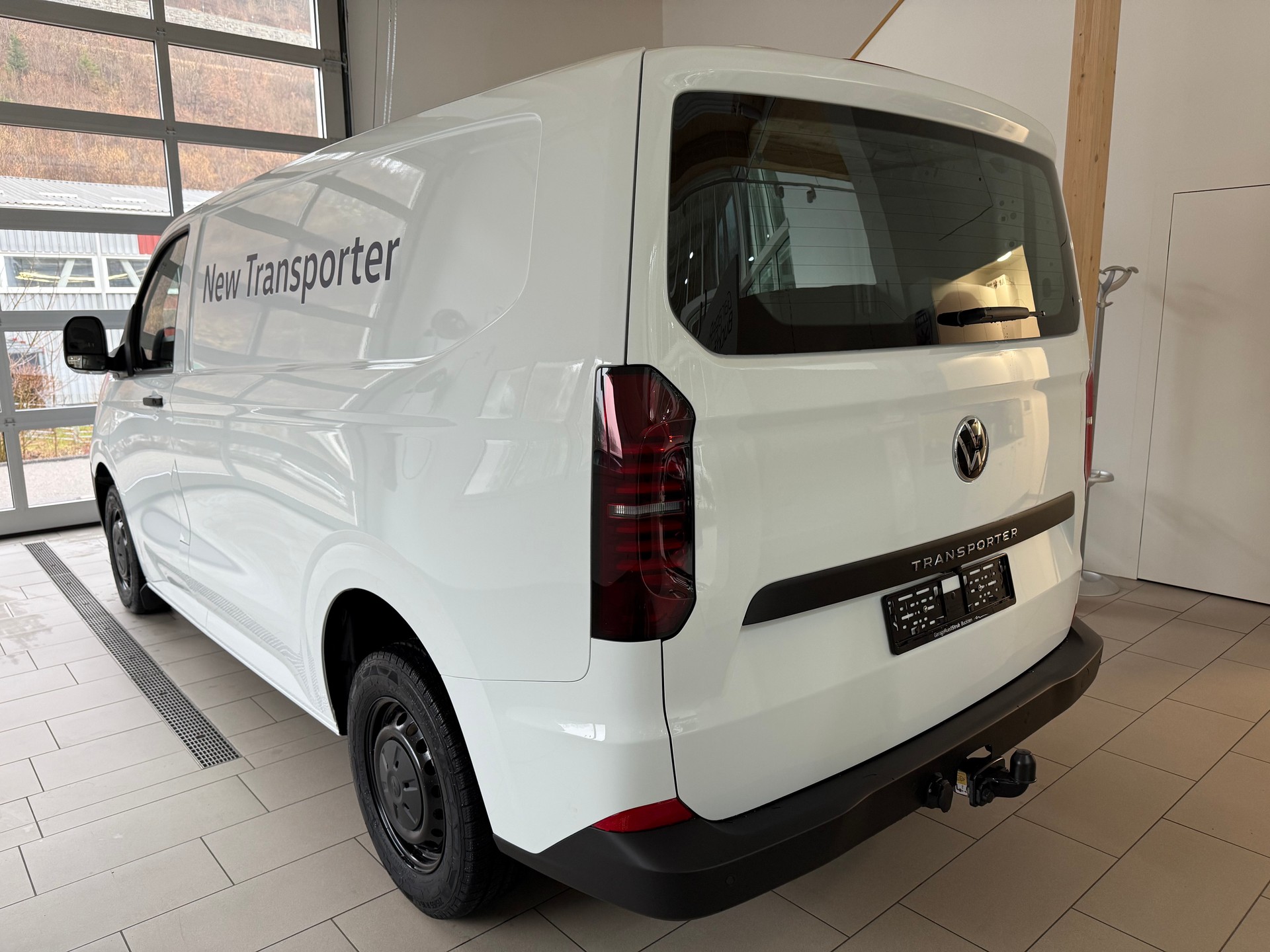 VW Transporter KaWa 2.0 TDI Aut 150PS-image-2
