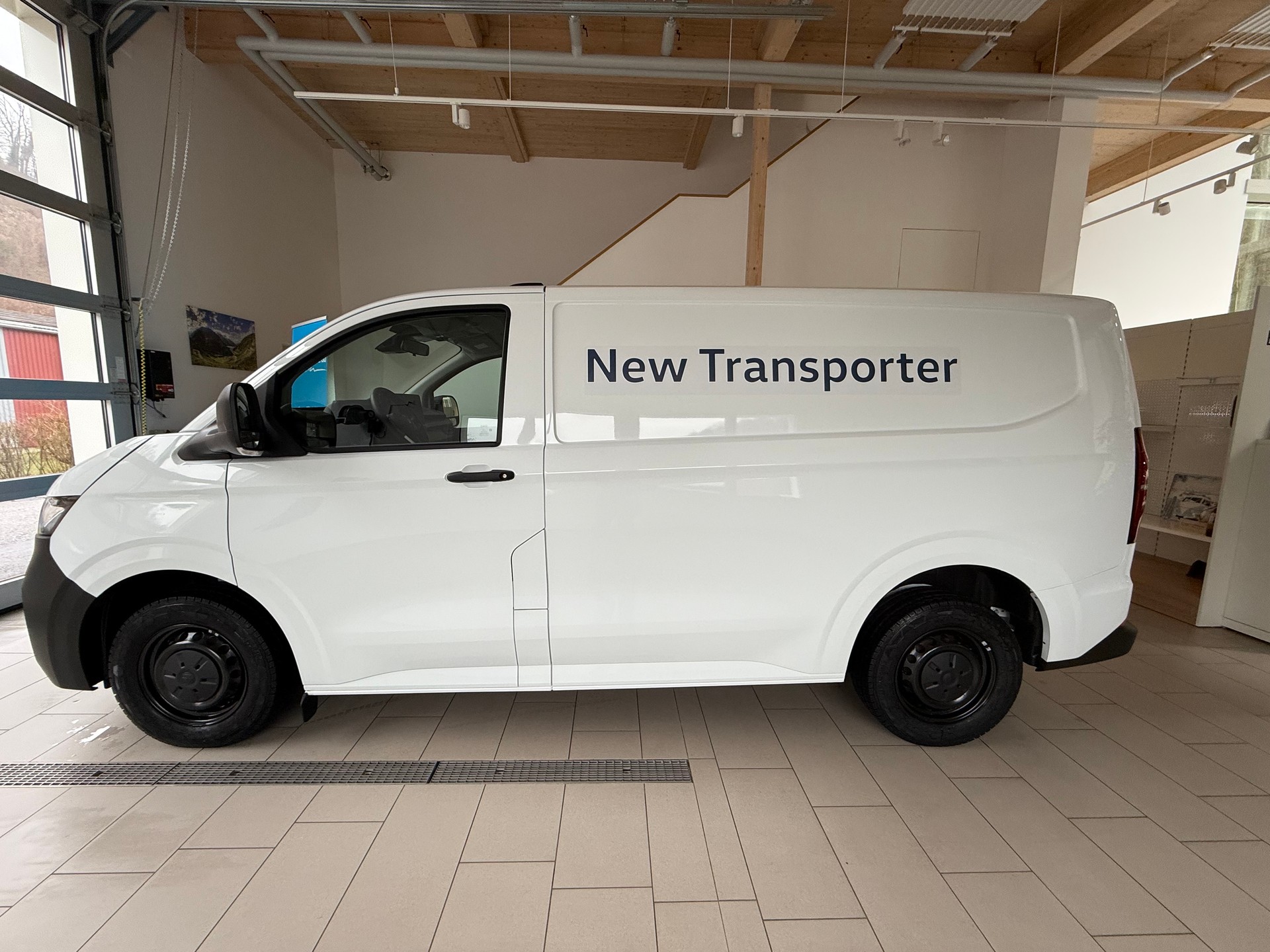 VW Transporter KaWa 2.0 TDI Aut 150PS-image-1