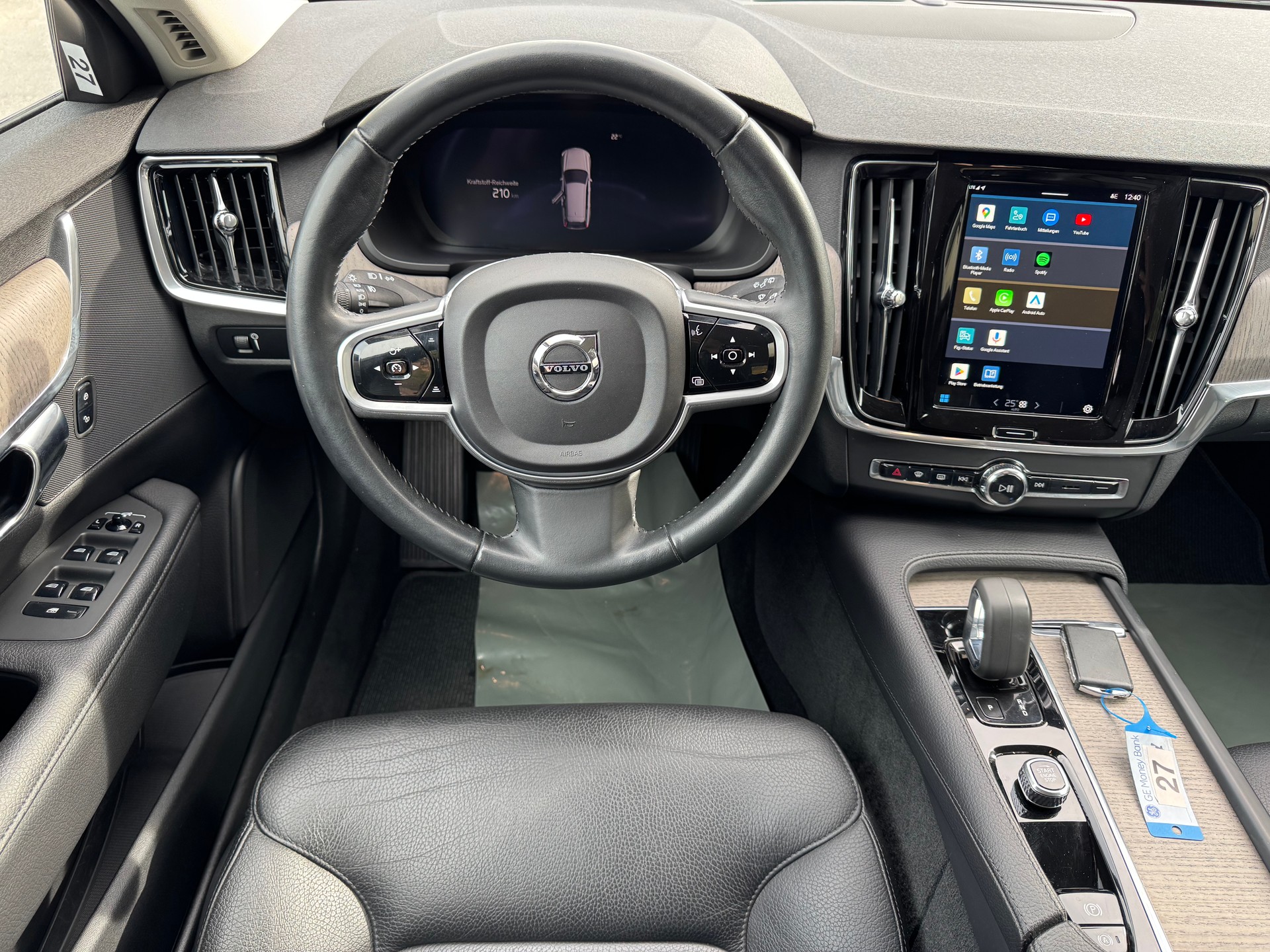 VOLVO V90 Cross Country B5 Diesel Mild Hybrid AWD Geartronic-image-13