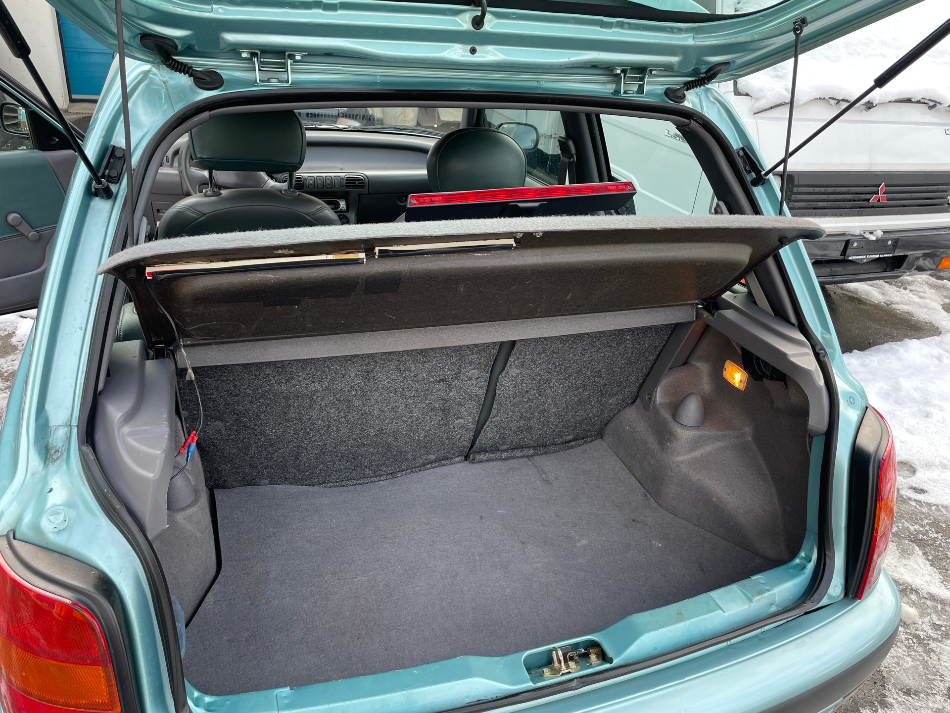 NISSAN MICRA-image-9