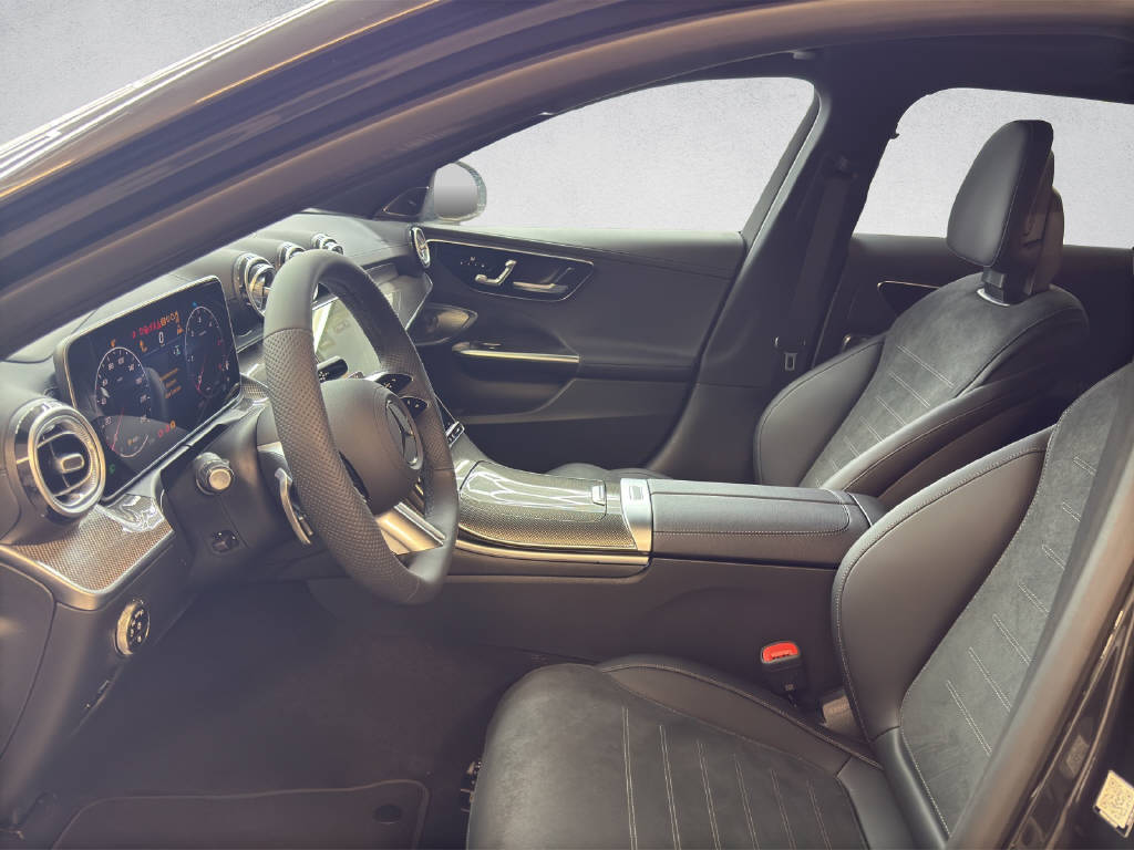 MERCEDES-BENZ C 220 d AMG Line 4Matic Swiss Star T-Modell-image-10