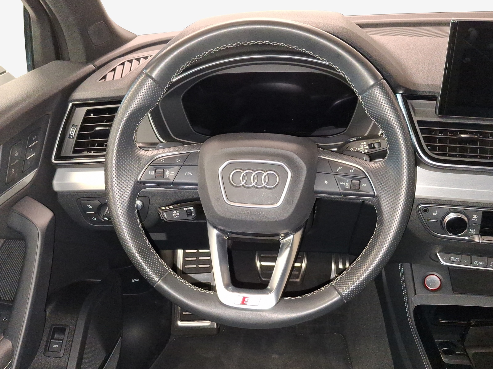 AUDI SQ5 Sportback TDI quattro tiptronic-image-9