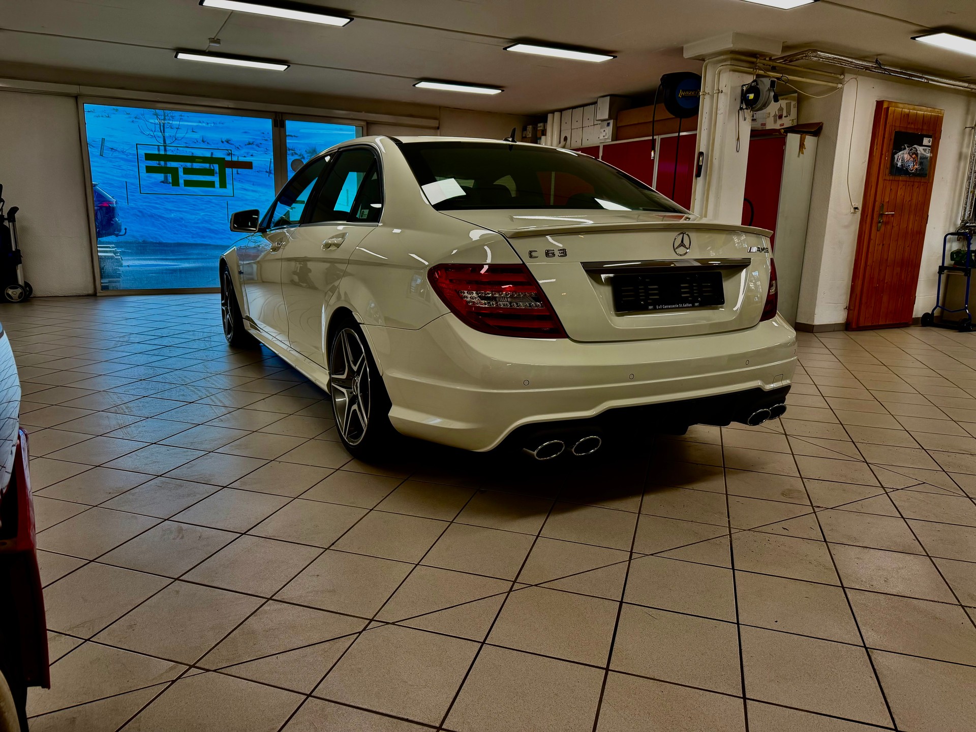 MERCEDES-BENZ C 63 AMG Avantgarde Speedshift MCT-image-3