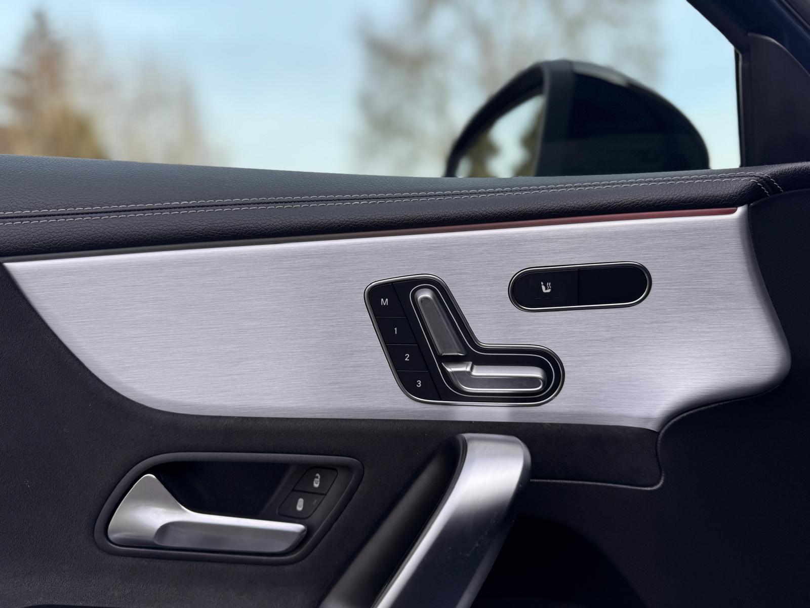 MERCEDES-BENZ A 250e AMG Line 8G-DCT EDITION-image-7