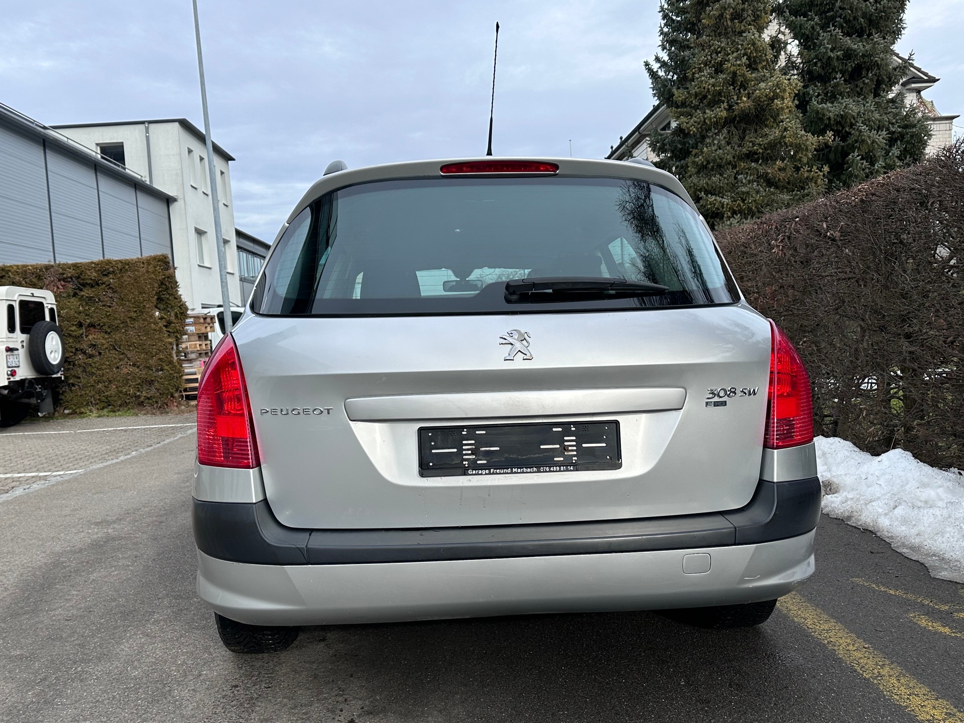 PEUGEOT 308 SW 1.6 HDI Active-image-5
