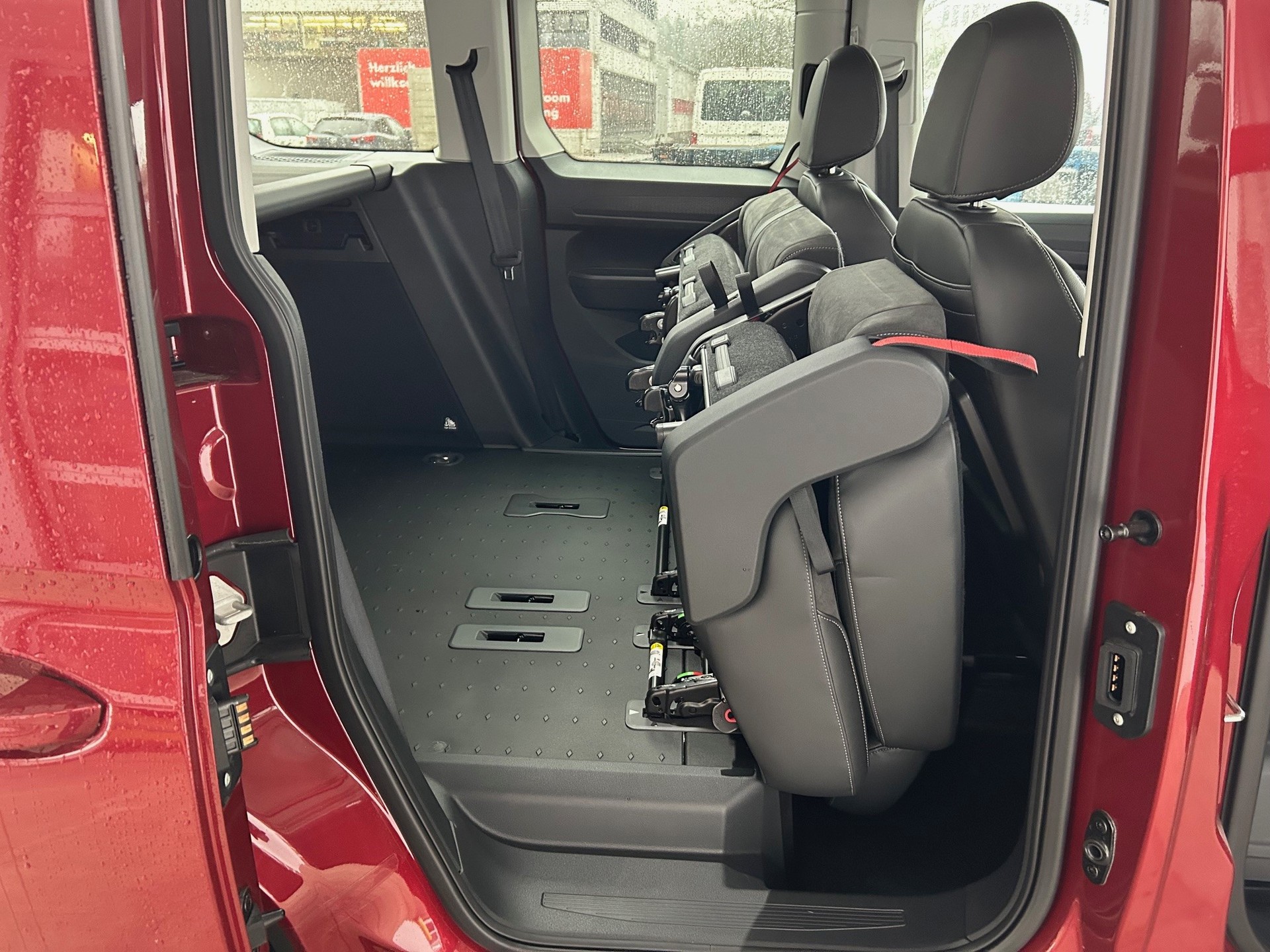 VW VW Caddy Life DSG 116 PS TSI-image-10