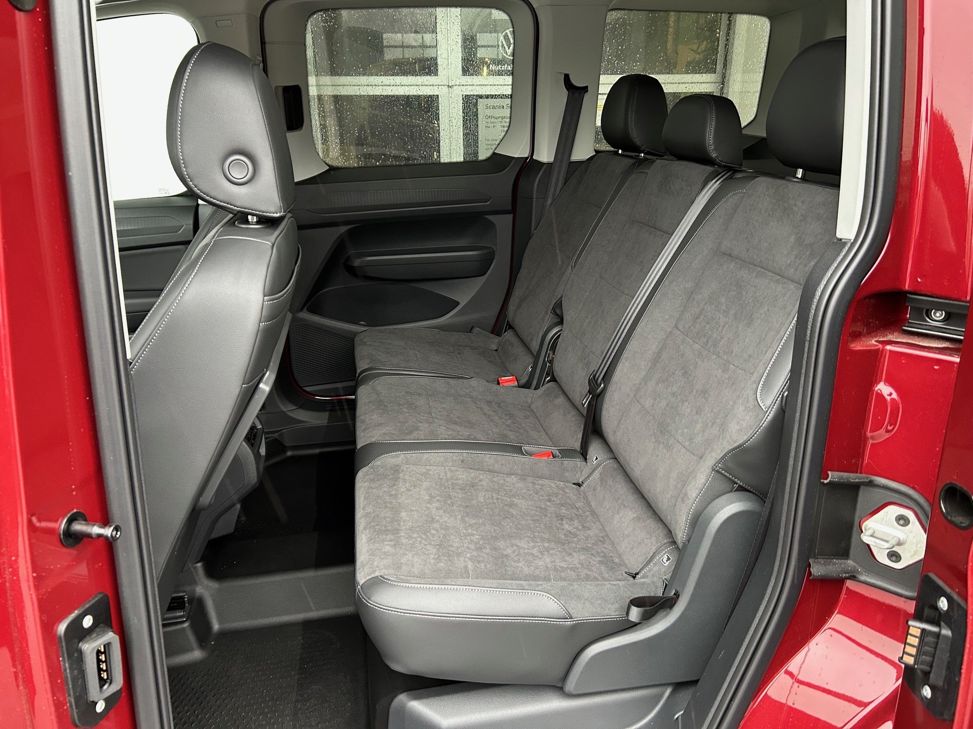 VW VW Caddy Life DSG 116 PS TSI-image-4