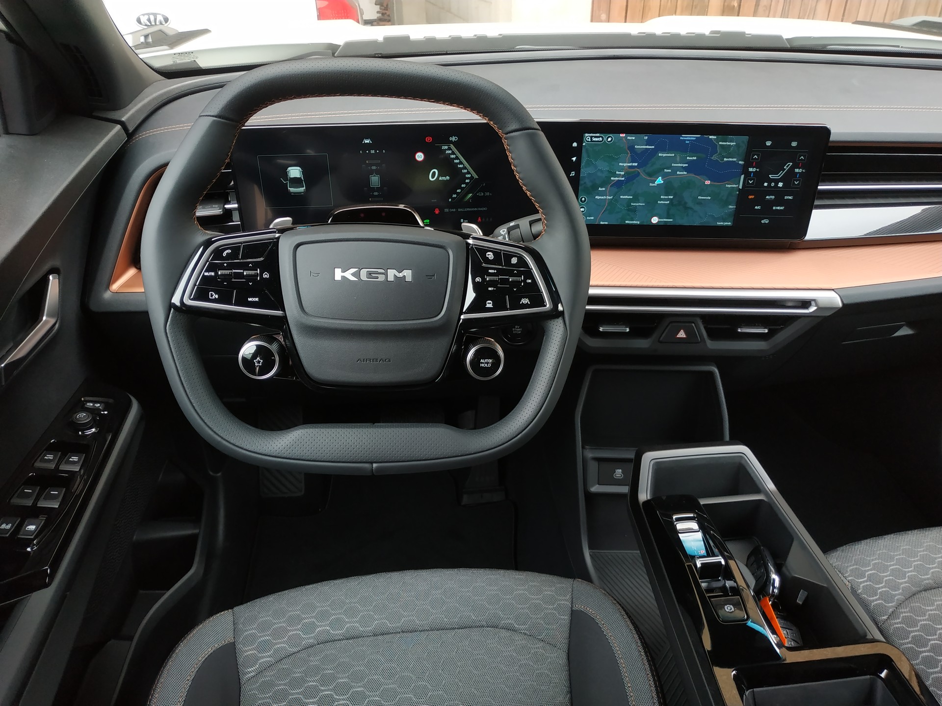 KGM-SsangYong Musso 80,6 kWh Bronze 4WD-image-12