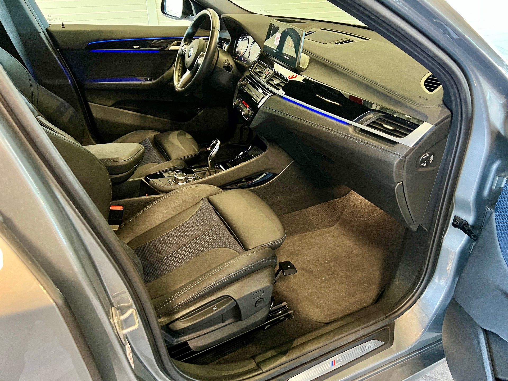 BMW X2 xDrive 20d M Sport Steptronic-image-12
