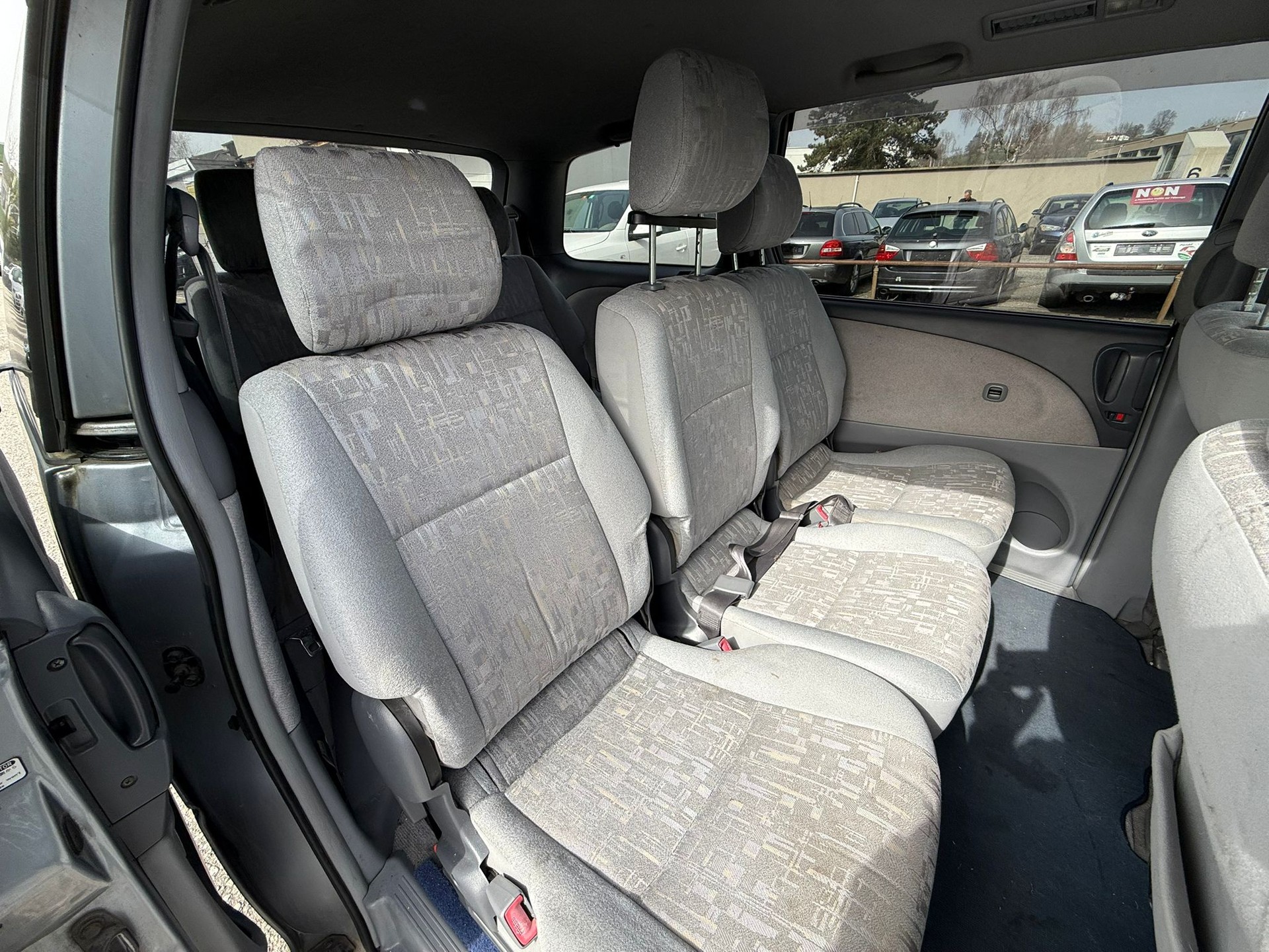 TOYOTA Previa 2.4 Linea Luna-image-11