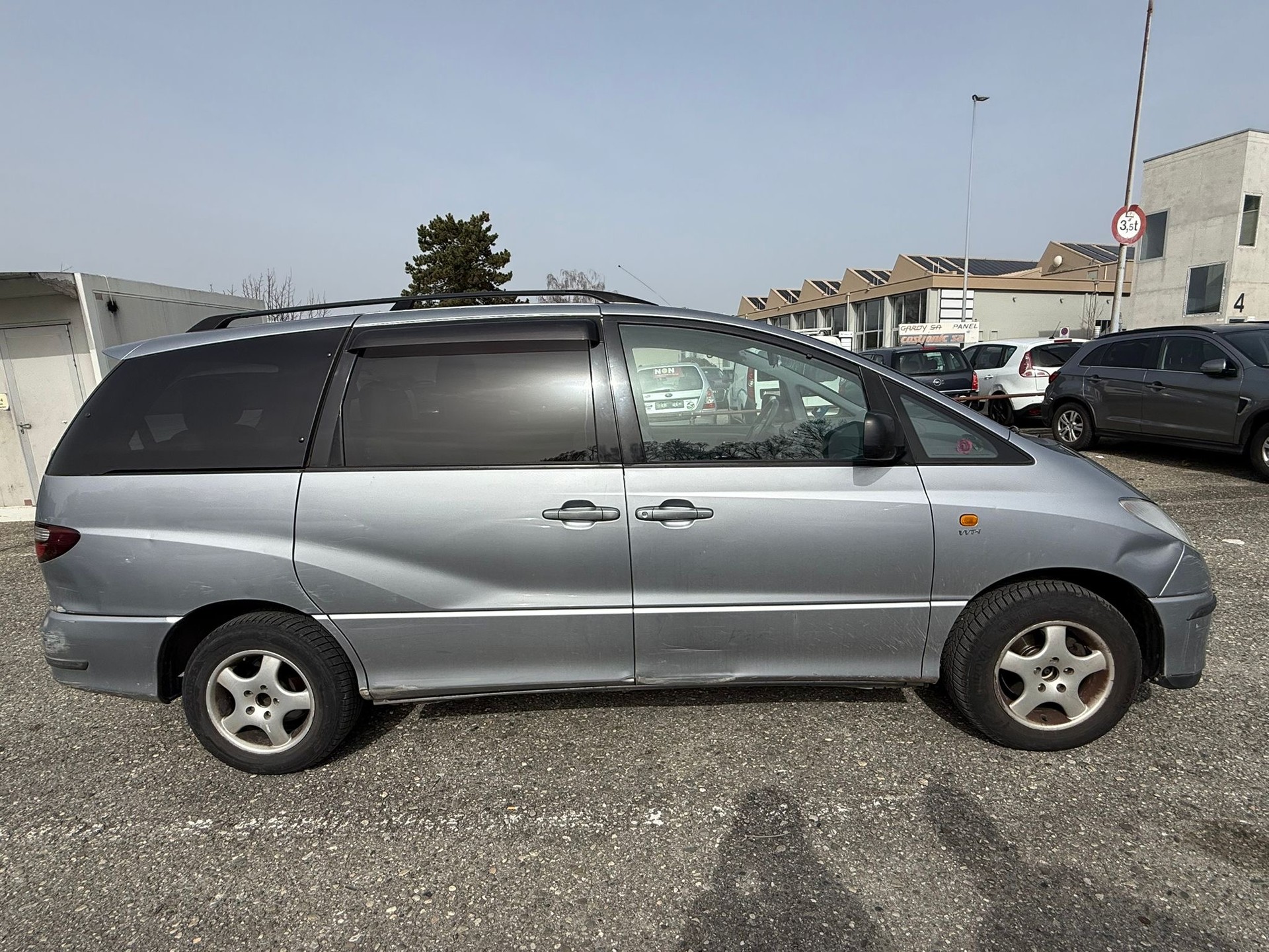 TOYOTA Previa 2.4 Linea Luna-image-7