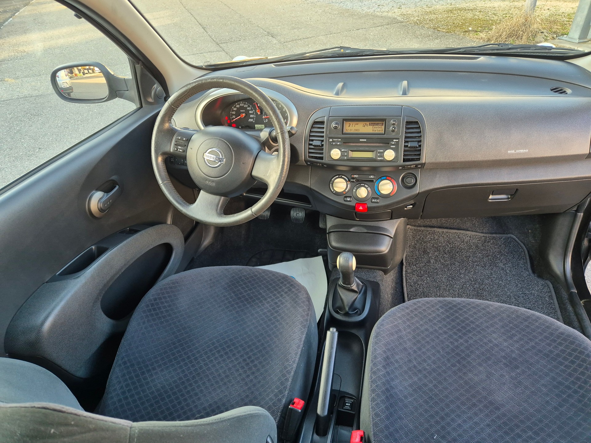 NISSAN Micra 1.4 tekna-image-9