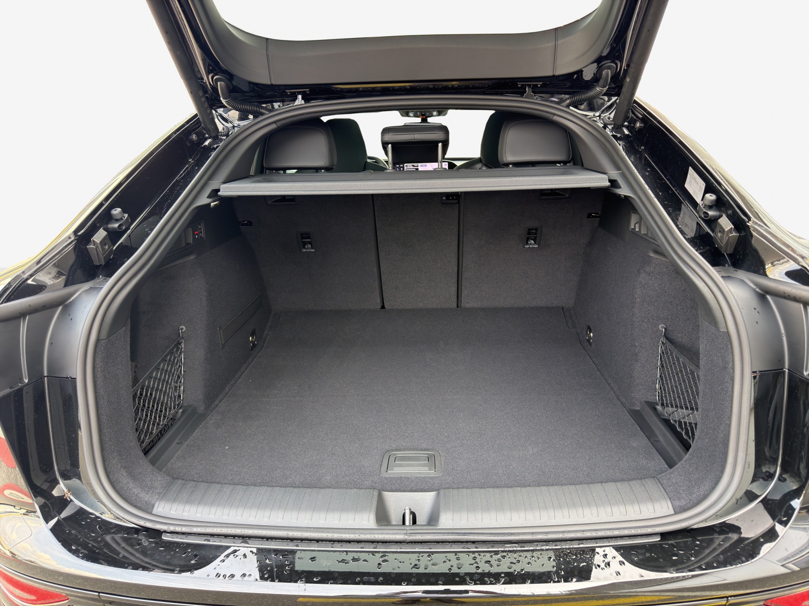 AUDI Q6 Sportback e-tron quattro-image-12