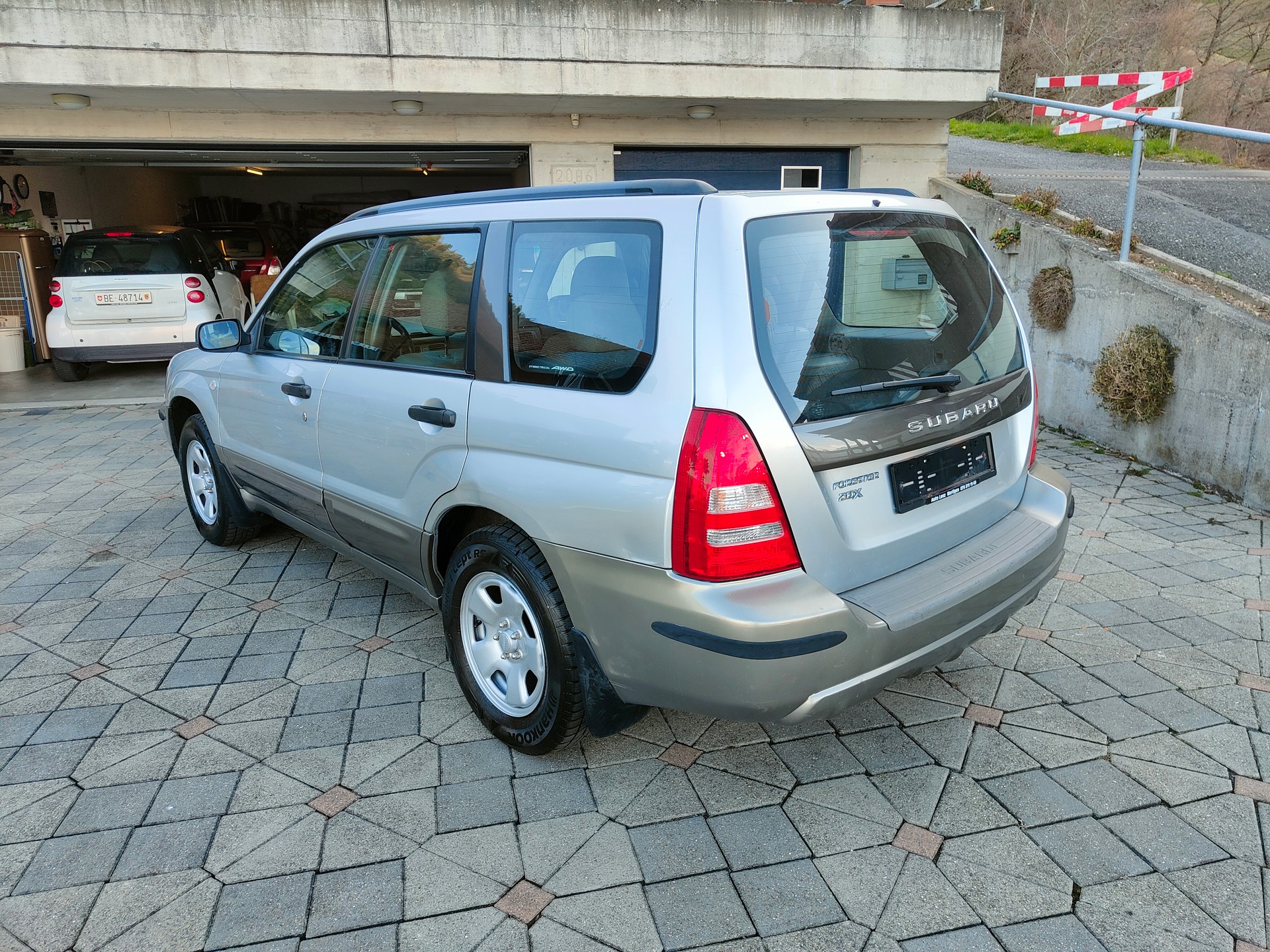 SUBARU Forester 2.0X-image-3
