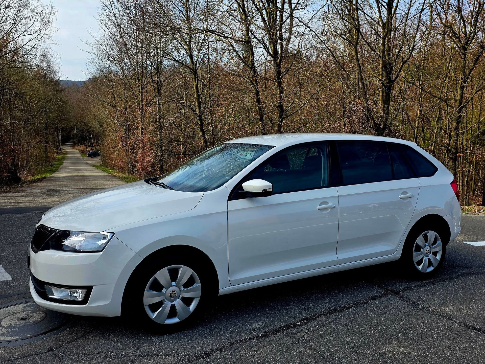 SKODA Rapid Spaceback 1.2 TSI Active DSG-image-9