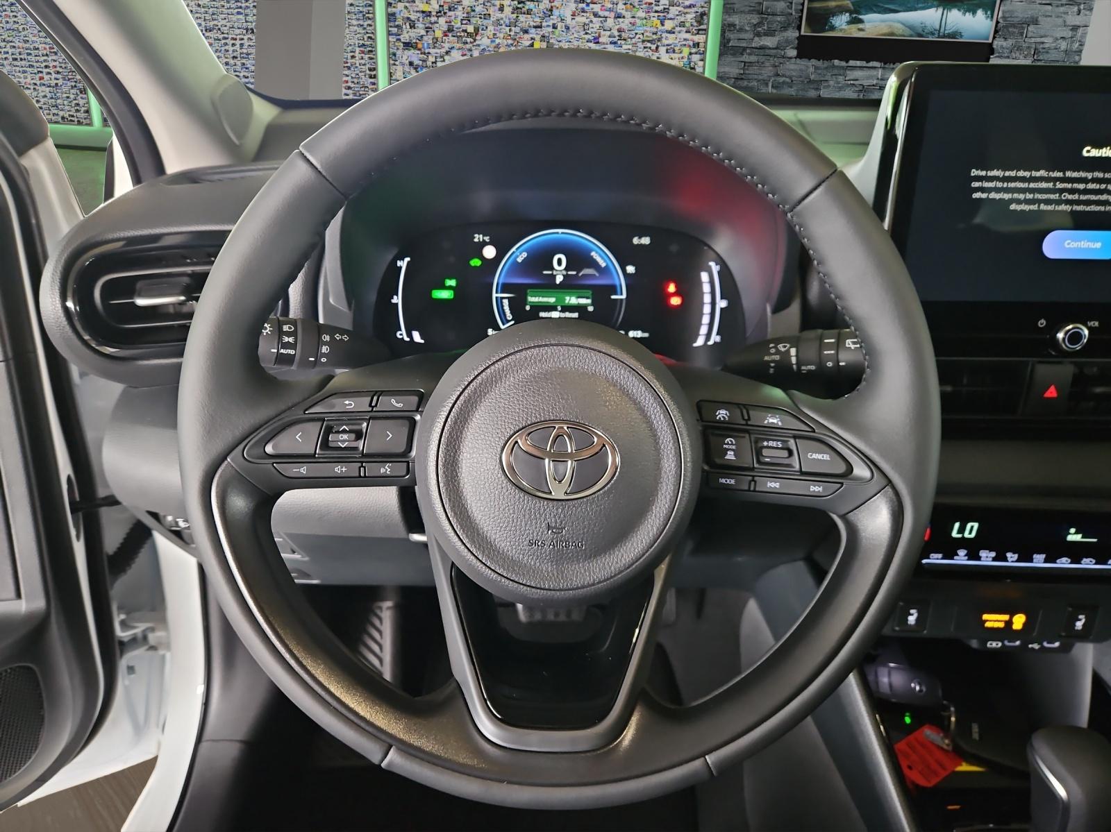 TOYOTA Yaris 1.5 VVT-i HSD Trend-image-10